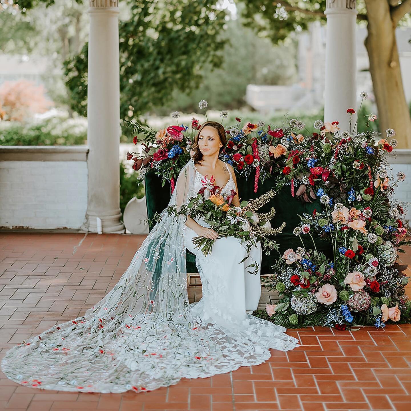 ✨ VISION ✨

We&rsquo;re OBSESSED with this gorgeous styled shoot from the incredible vision of @dreamweddingswi and brought to life with the help of an amazing creative team, including the beautifully joyful couple of dreams @opeitsmahoney and @_nata