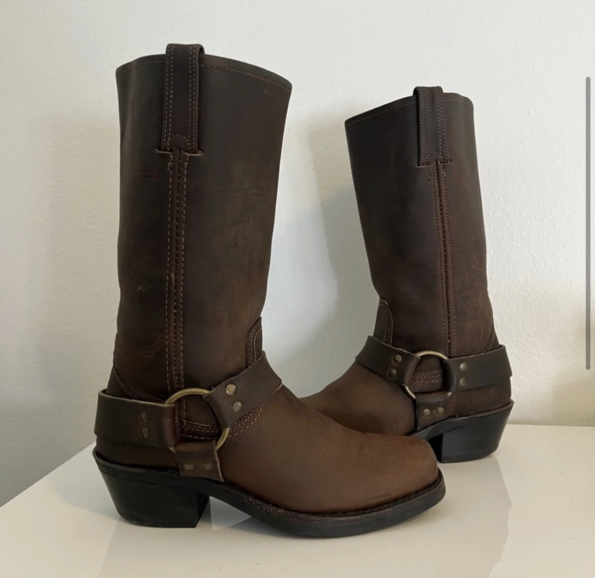 4B4F9567-3830-4B01-BC94-B97DA22CE589