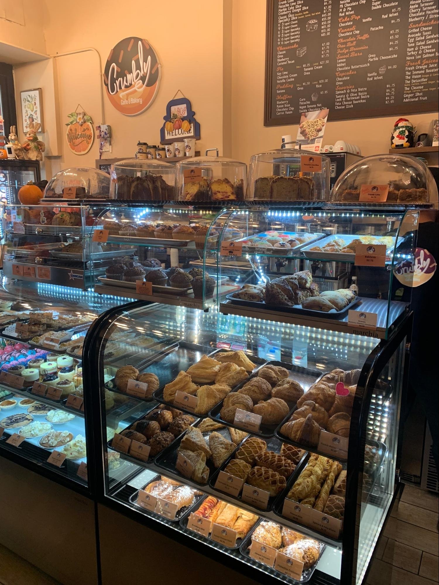 Crumbly Bakery & Cafe