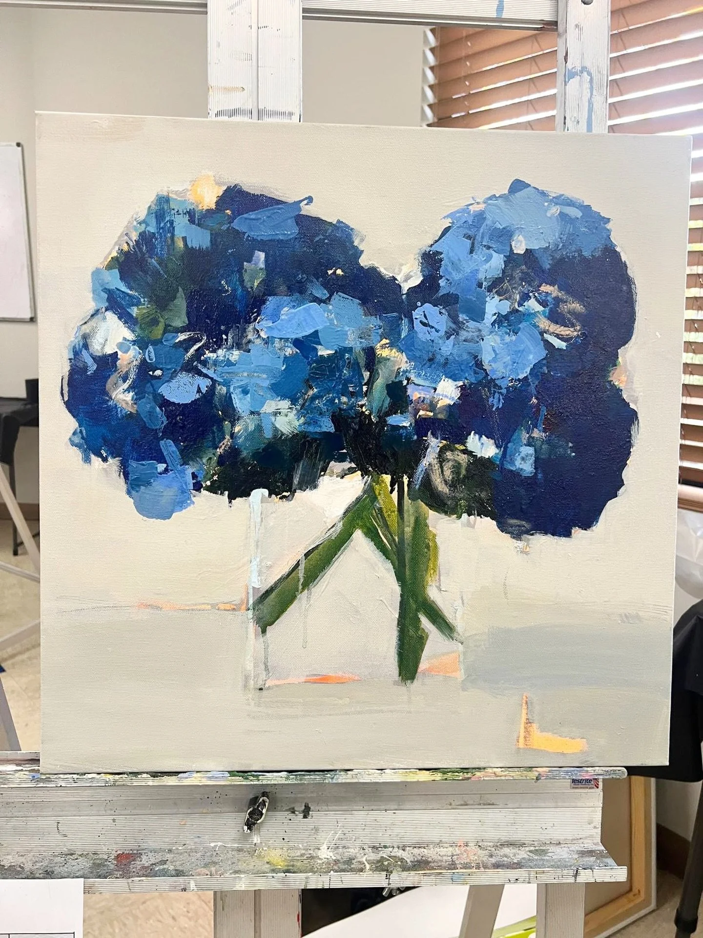 I enjoyed coming back to these blue Hydrangeas this week, which I&rsquo;d started in a workshop last year. I felt like I had more clarity to progress with them this time. (20&rdquo; x 20&rdquo;, acrylic on canvas).

#AbstractFloralPainting#BlueHydran