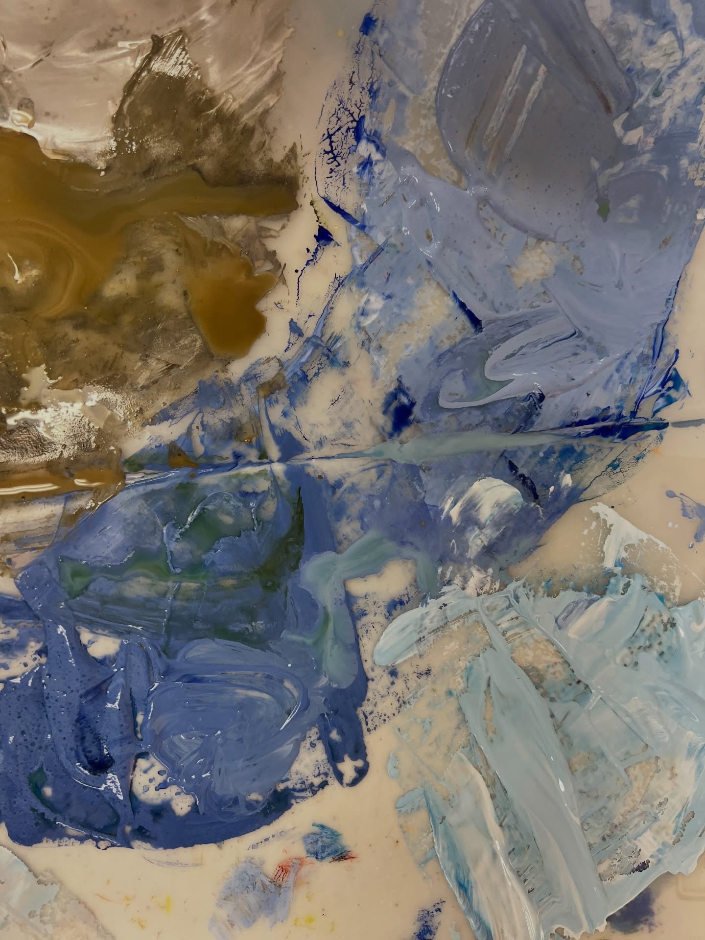 Palette play.#harper_hughes_home #artistpalette