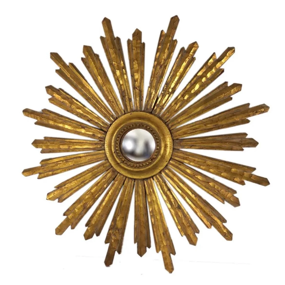 A little gilt, a lot of glow. From my personal collection, sourced in Provence. Timeless.

#MondayMirrors #SunburstMirror #AntiqueFrenchMirror #Harper_Hughes_Home