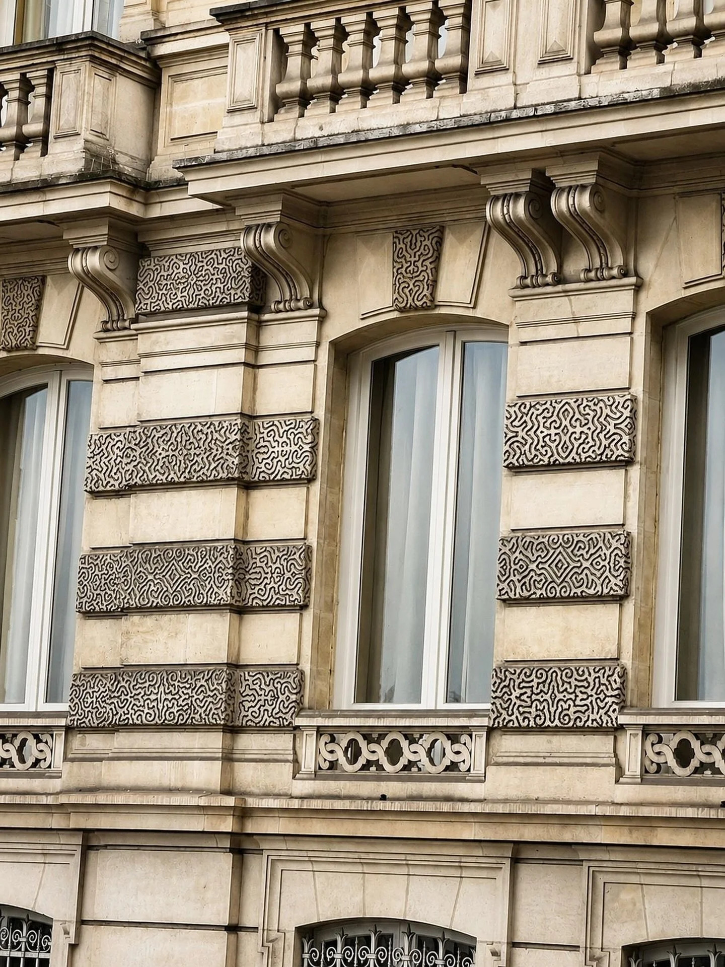 Softened limestone, weathered patina, and the quiet rhythm of carved details. Always drawn to the beauty of Parisian architecture. 

#ParisianBuilding #LimestoneBuilding #CarvedDetails #Harper_Hughes_Home