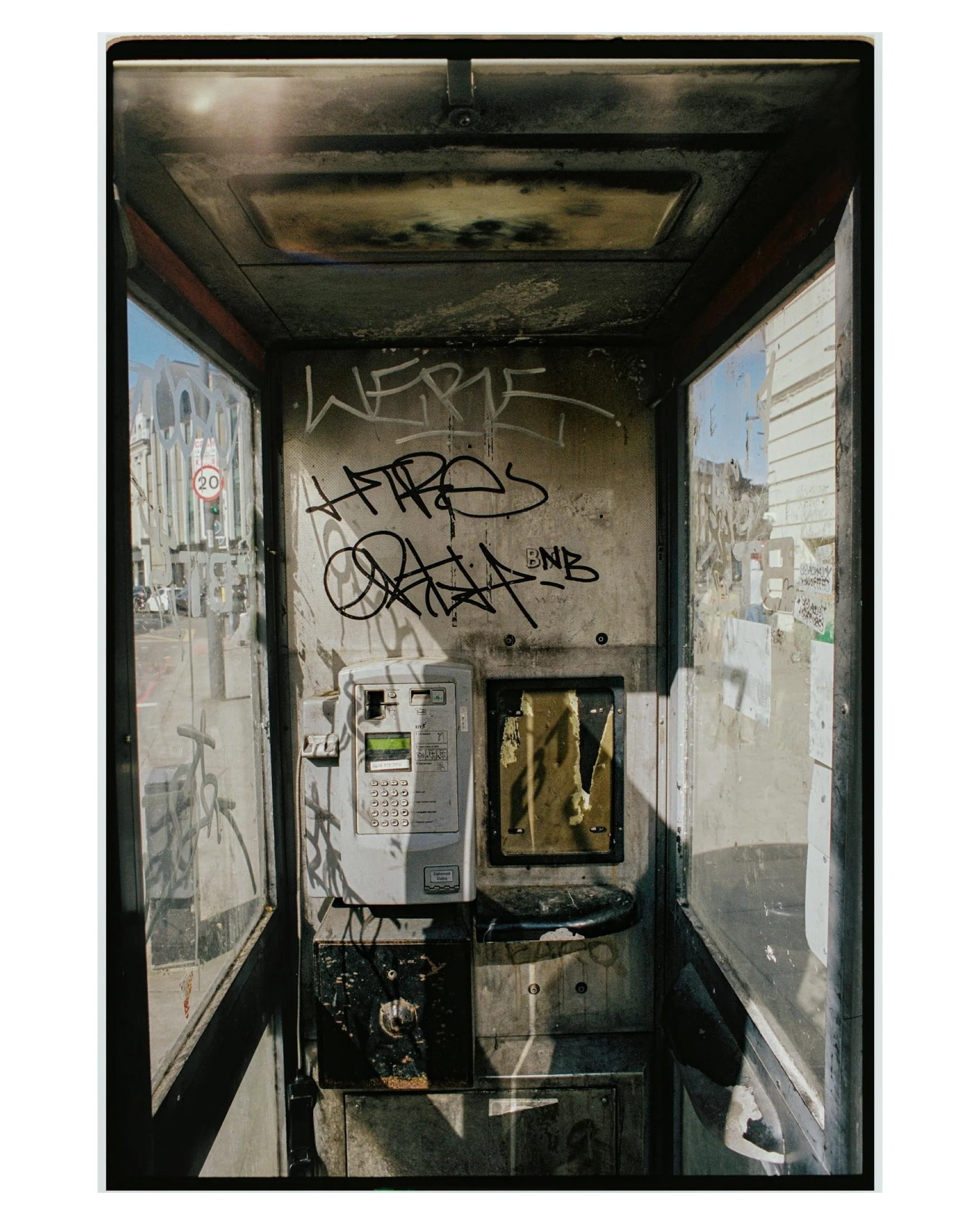 #016 Gray's Inn Road, WC1.