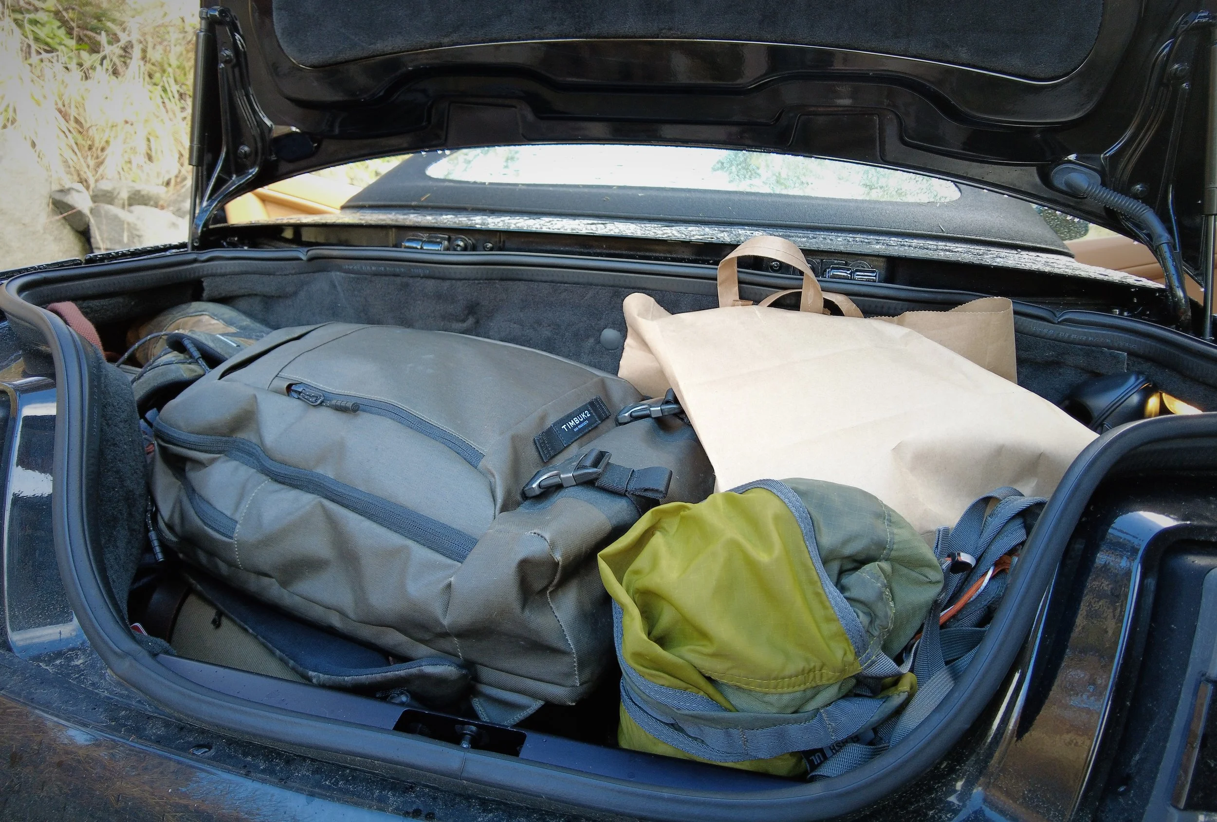 How to Pack an Aston V8 Vantage Roadster for the Weekend