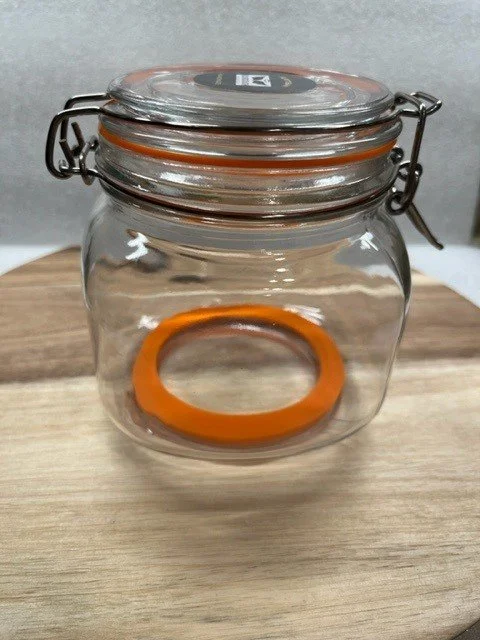 Wide Mouth Mason Jar with Hinged Lid