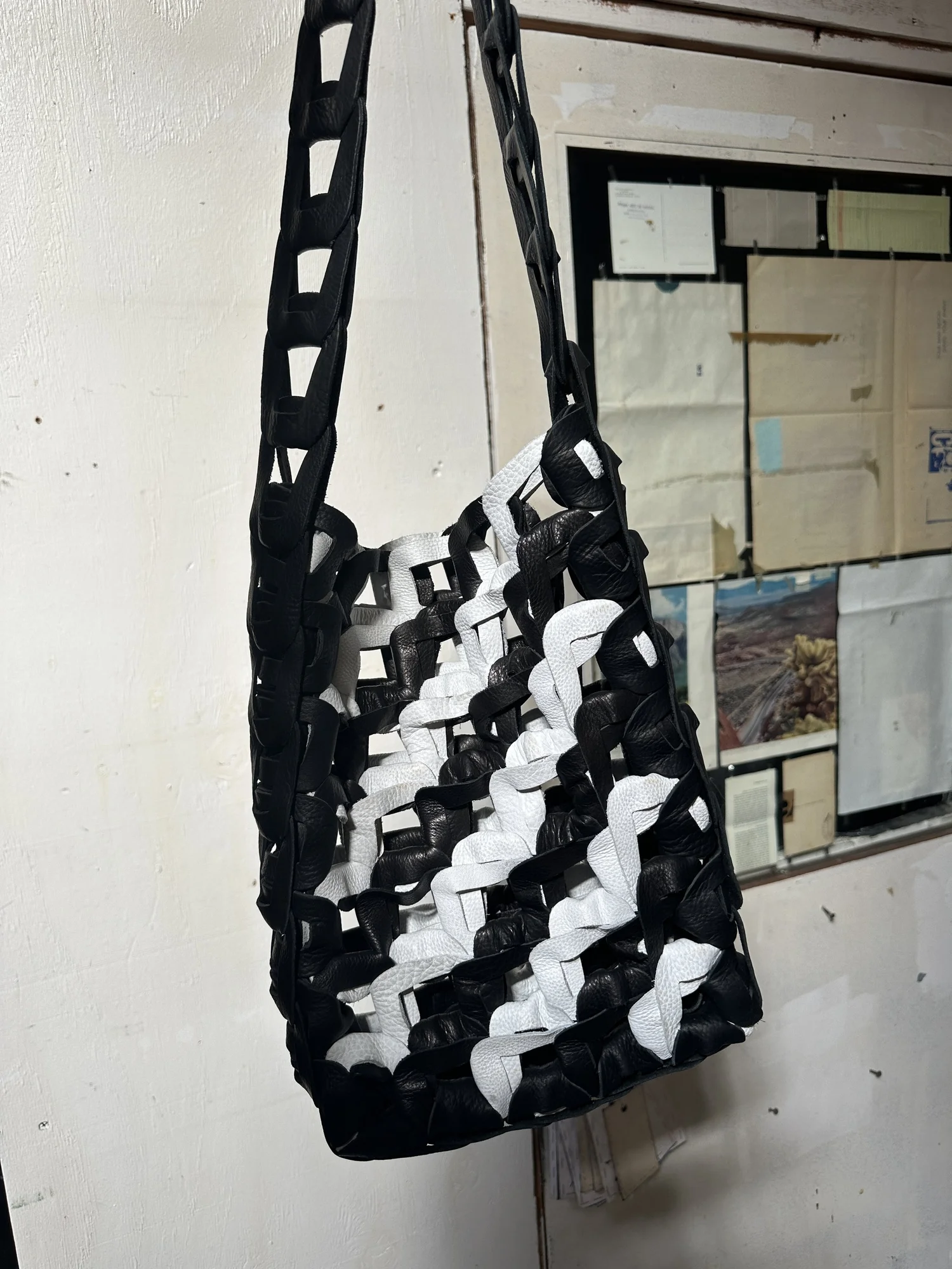Medium Links Tote — SC103