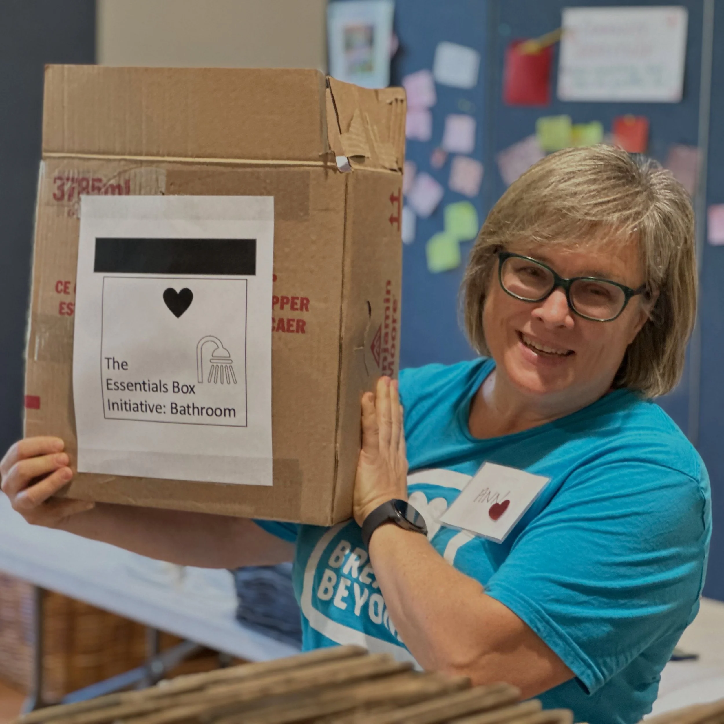 Beautiful Day in the Neighbourhood/Une si belle journ&eacute;e dans notre quartier Gratitude #16: This one goes out to all the neighbours who attended the Beautiful Day event and brought donations with them for Bread and Beyond. Thanks to your genero