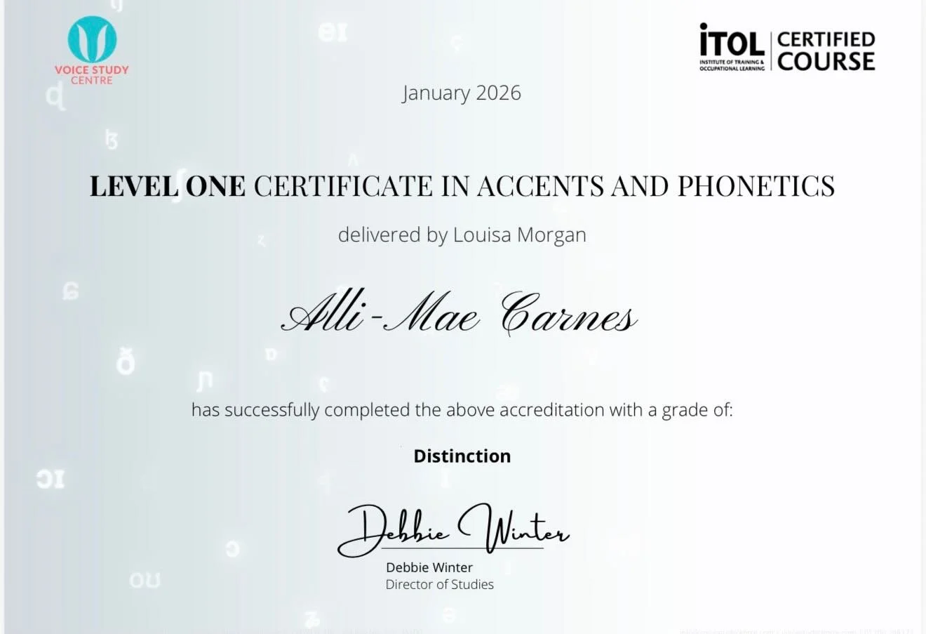 Woke up to the news this morning that I passed my course in Accents and Phonetics! New certificate for the wall! 😍🎶🎤

This one was lots of fun for an IPA nerd like me. 😆 thank you @voicestudycentre for everything!