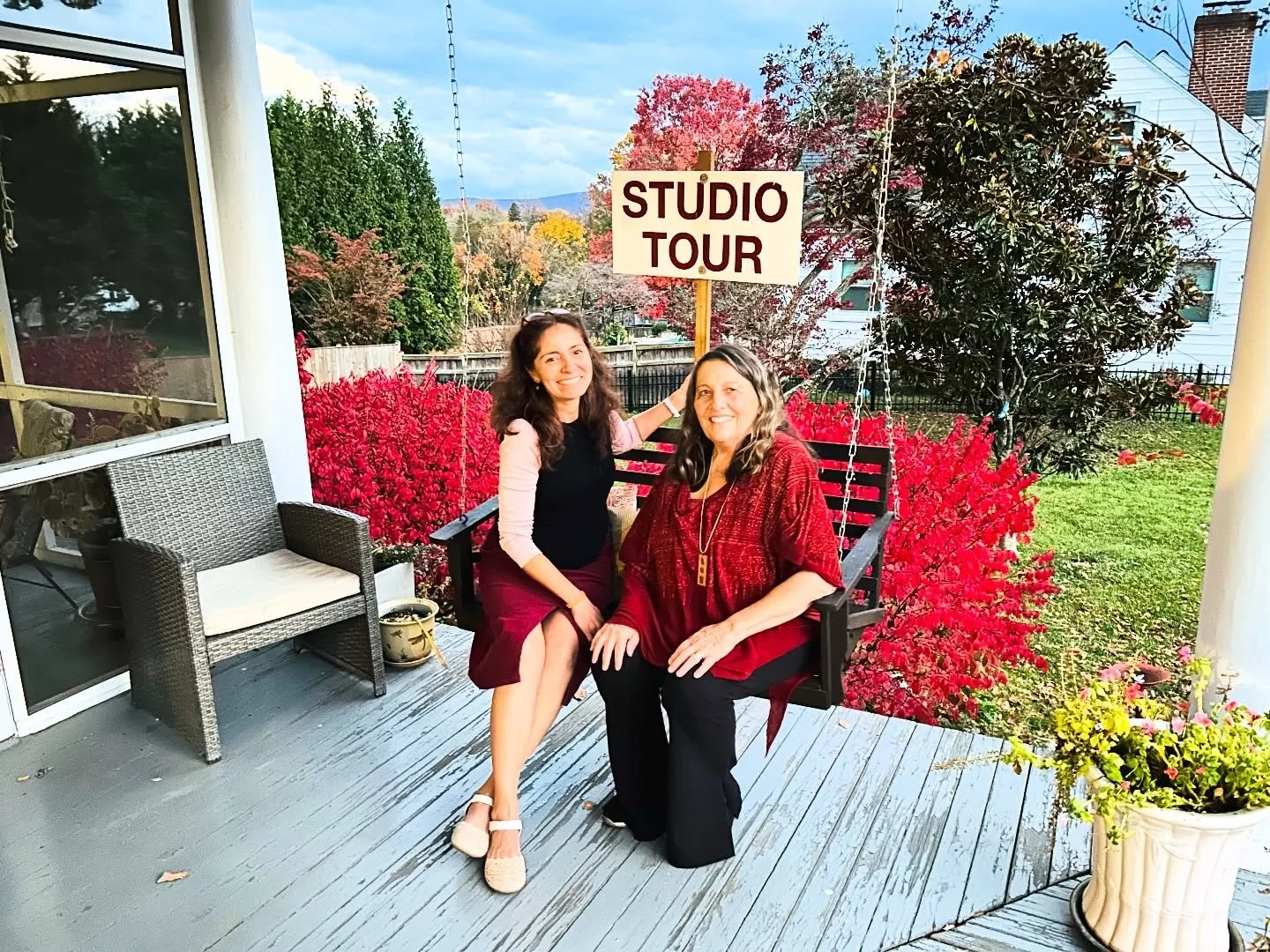 Good morning ☀️ sharing about The Studio Tour! My second year in the Over the Mountain Studio Tour and even after two weeks of it I can still feel that big energy and happiness of that wonderful weekend when we open our studios (home) to showcase our