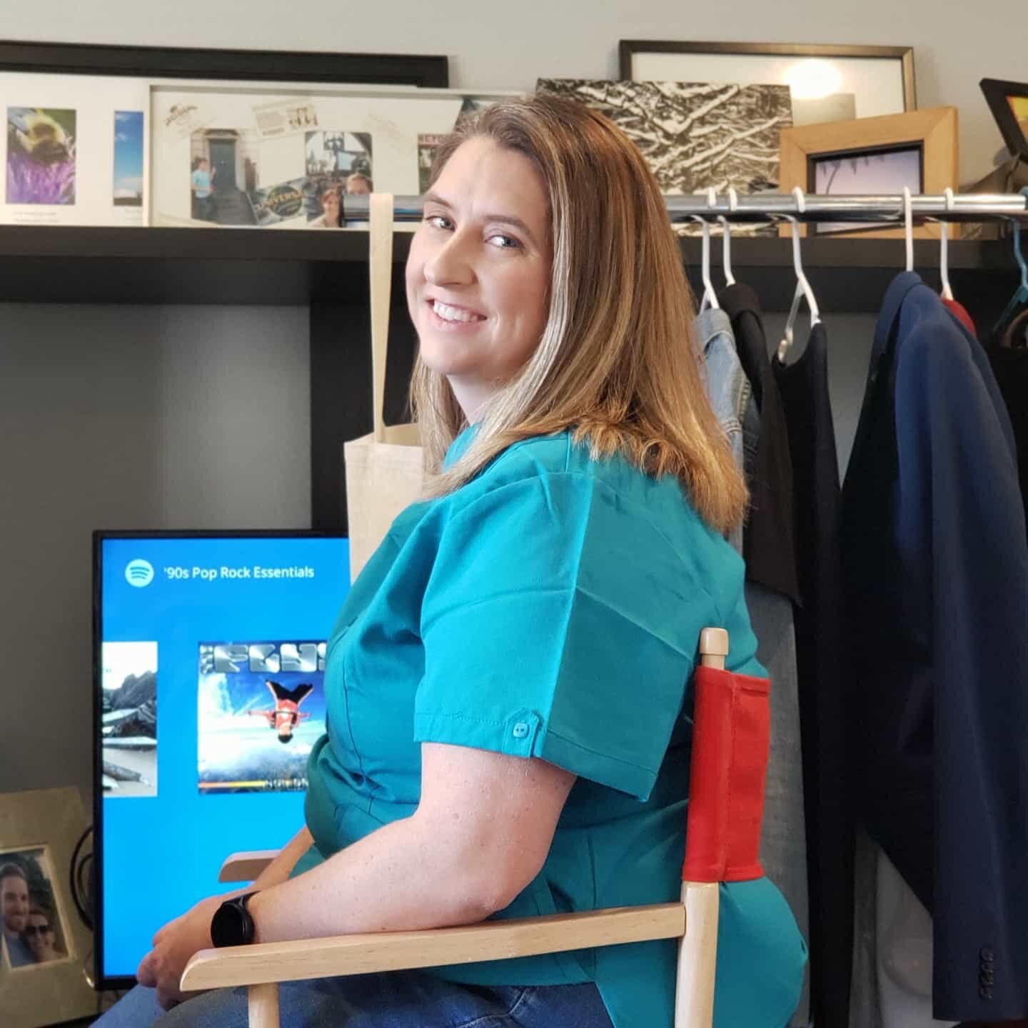 Teresa Hunt on set with Peter Carrier Photography