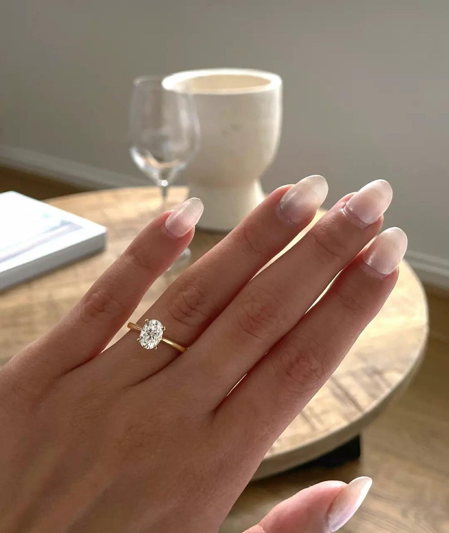 Loving this simple solitaire setting from @cullenjewellery ✨ 

Who&rsquo;s getting engaged today?? Leave us a comment if you love VDay engagements 🤍🤍🤍

#solitairering #engagementring #engagementrings #engagementinspiration #engagementinspo #2023br