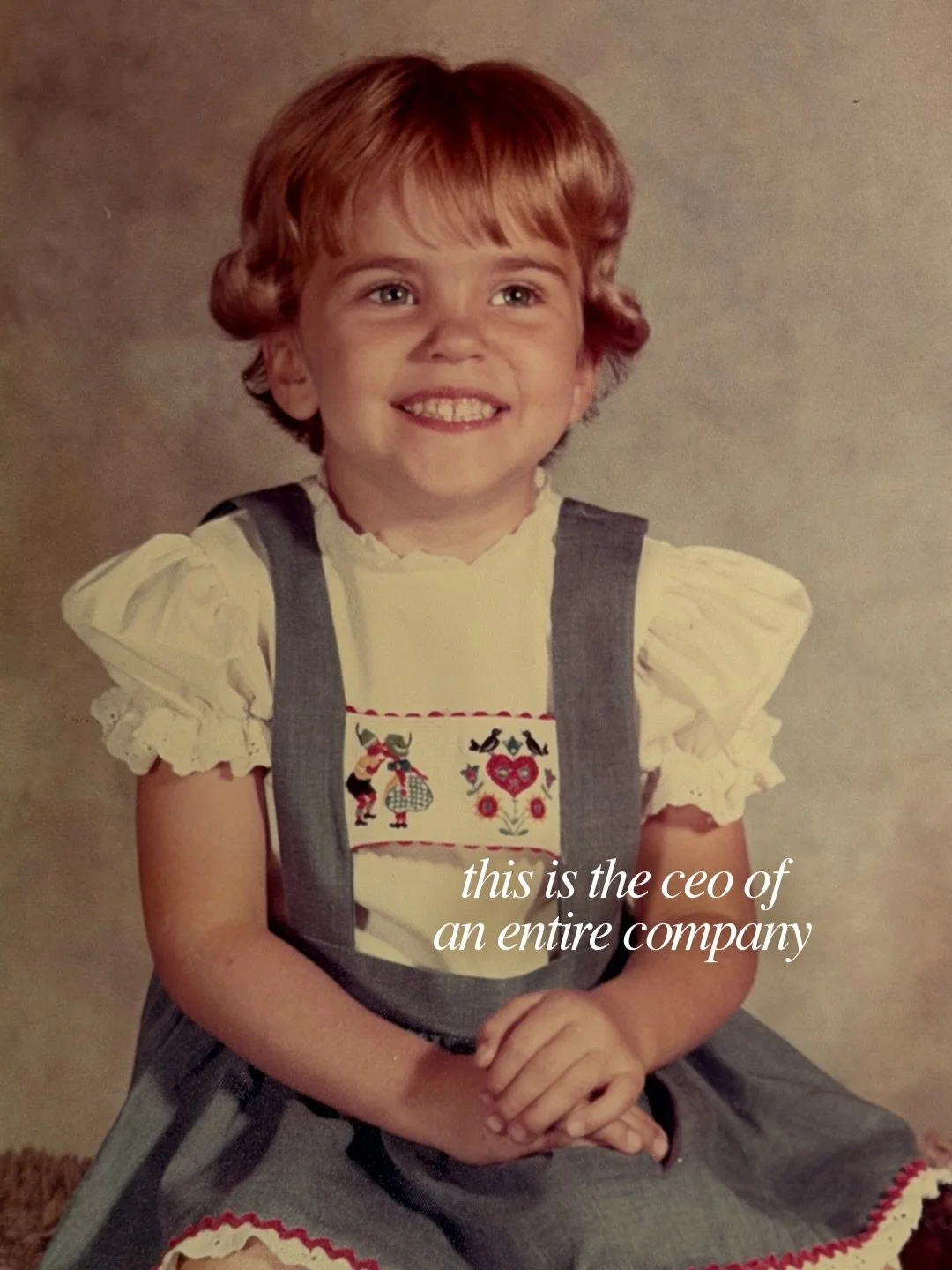 This is who you&rsquo;re asking to work by the way &hearts;️🥹 So much fun to see everyone as a little. Such a sweet trend.
&bull;
&bull;
&bull;
#wineaway #innerchild #womenowned #supportsmallbusiness #monday