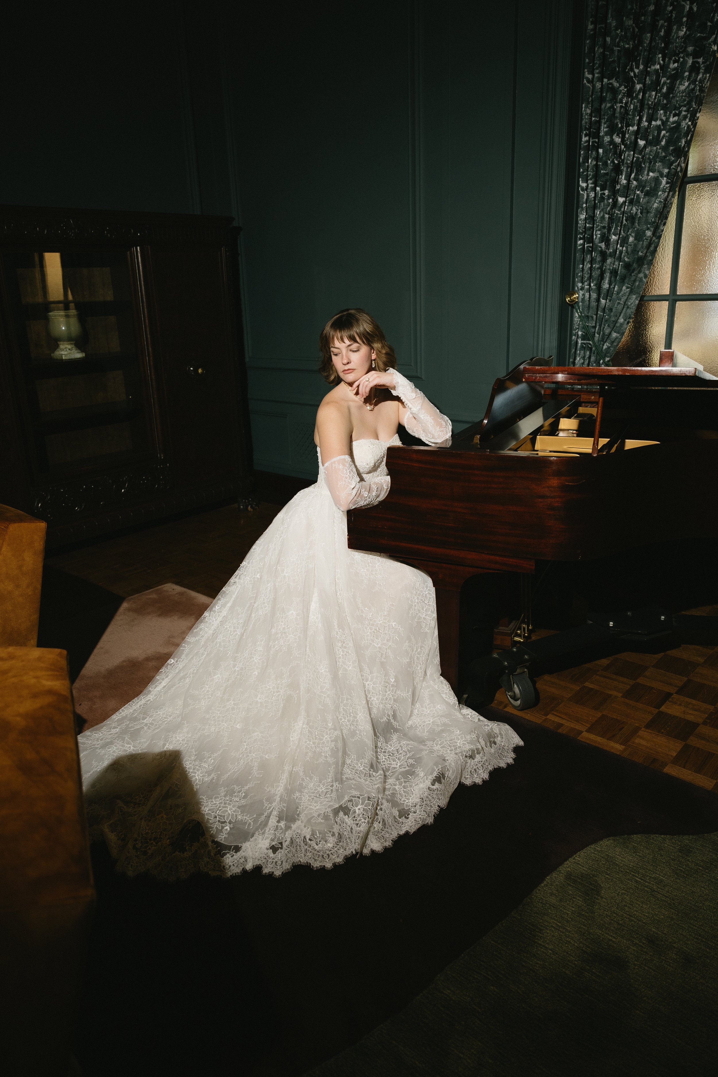 The Wedding Day Essentials No One Thinks About Until They Need Them