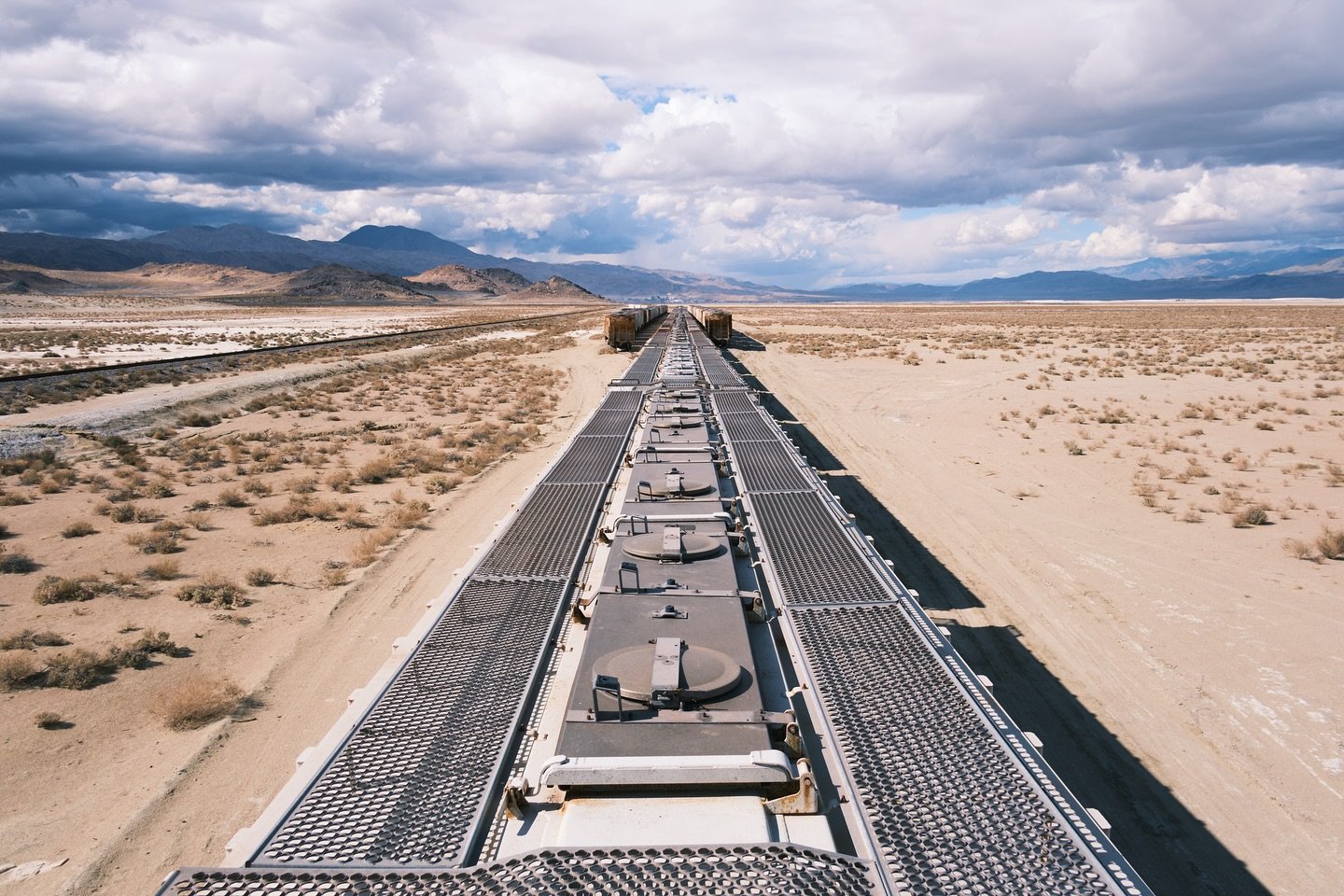 Pictures from @cassiezhangs and I driving from Remington Hot Springs to Burro Schmidt Tunnel to Trona Pinnacles to Death Valley to Alabama Hills.
