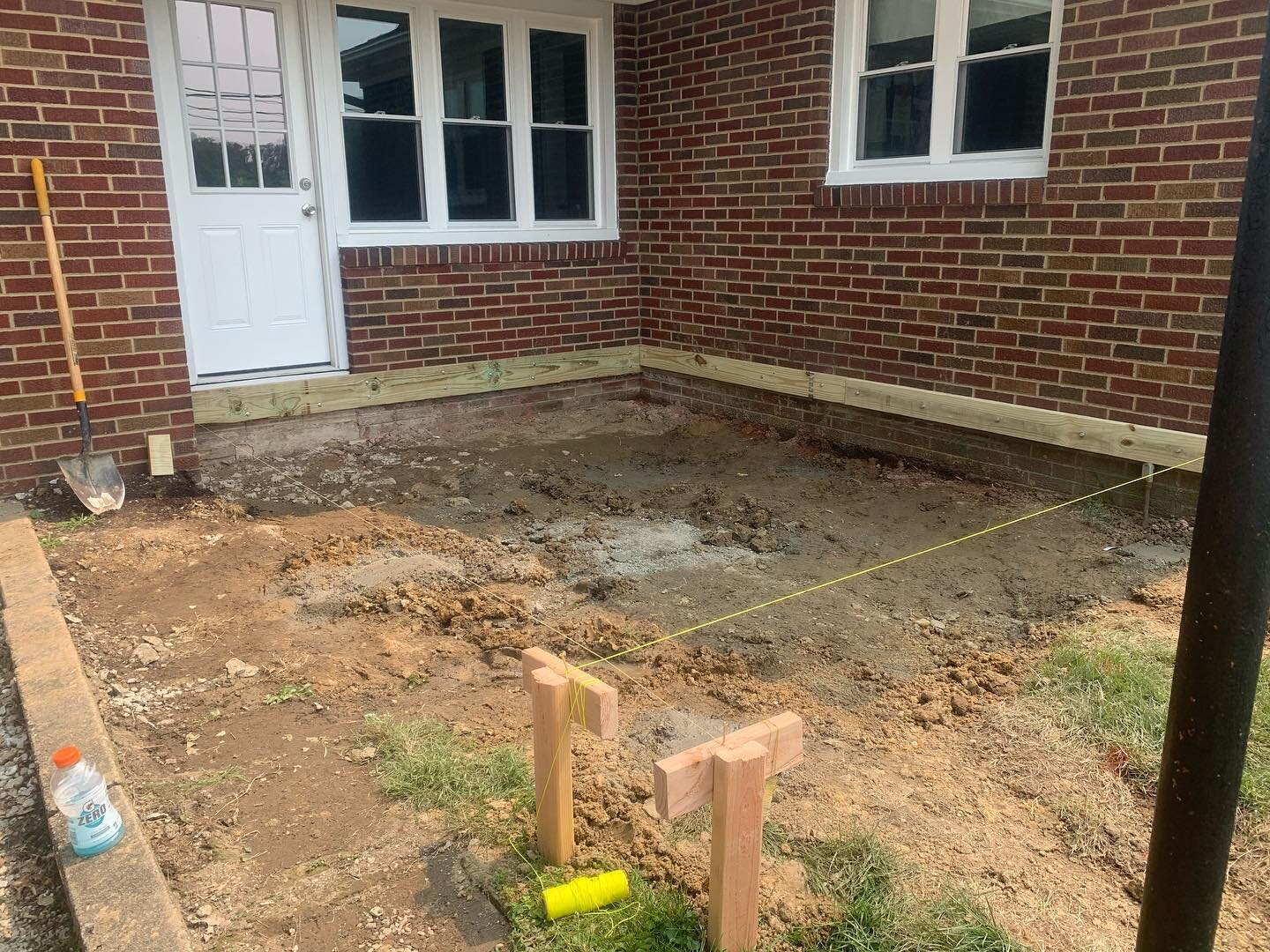 Getting started on a new entry way deck.
-
-
#carpentry #decksofinstagram #deckbuilding #ohiocarpenter #ohiodecks