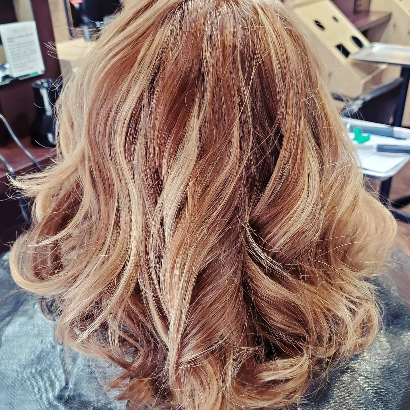 Partial foil with lowlights