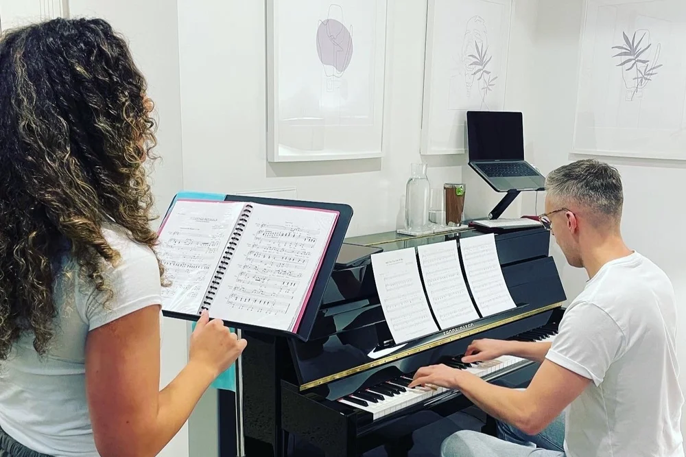 Elliot Styche Vocal Tuition