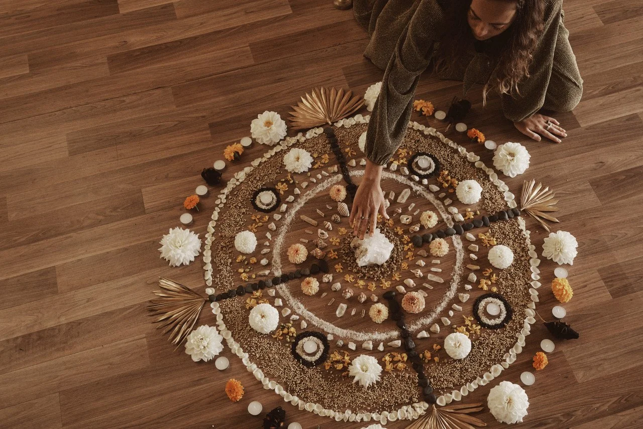 wandering folk9833.JPEG