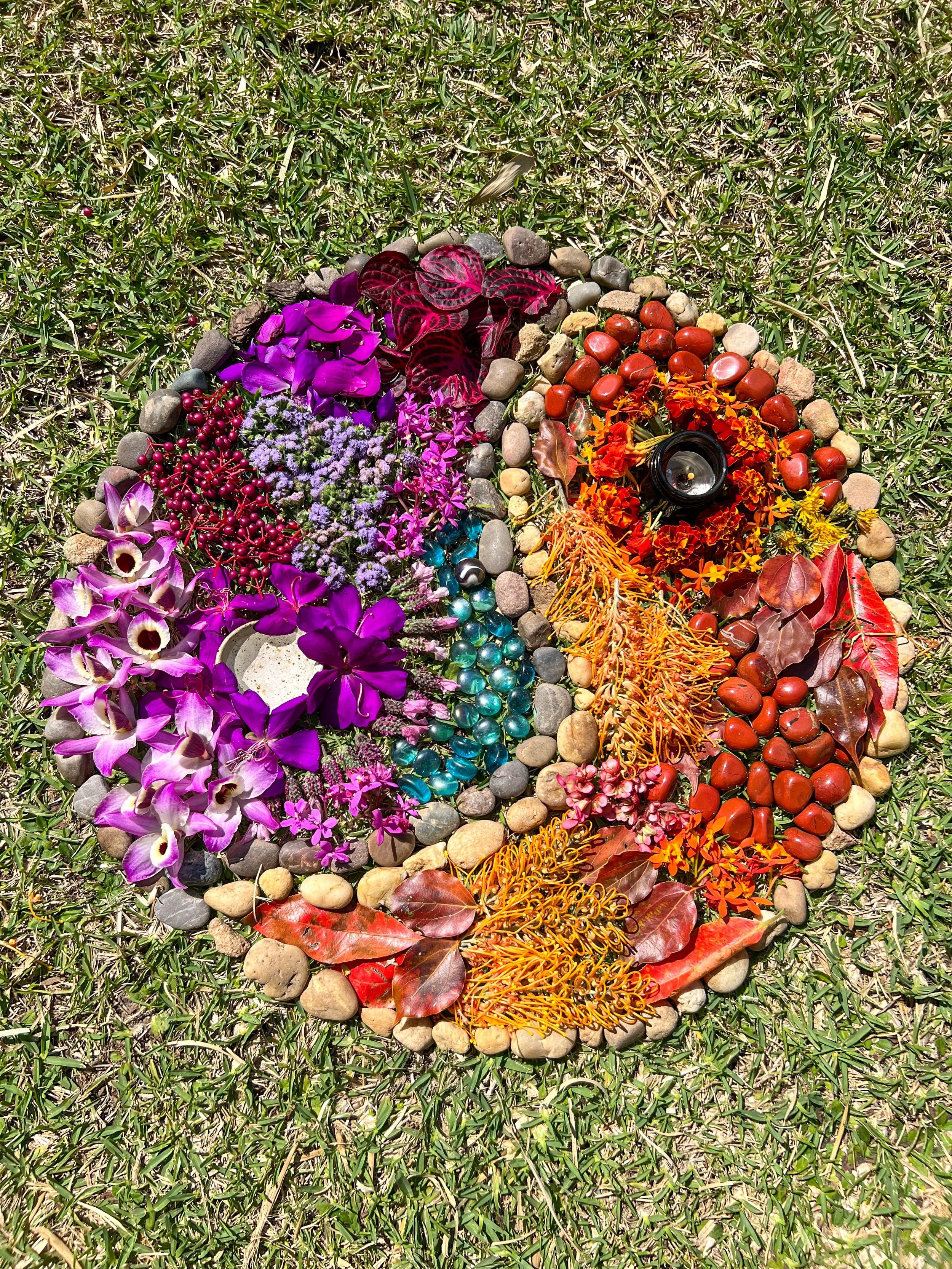 Polarity ☯️

One of the seven sections inside our new online course, Nature&rsquo;s Medicine.

In this part of the journey, we explore embracing all parts of ourselves - the light and the dark, the beautiful and the messy, the soft and the fierce and