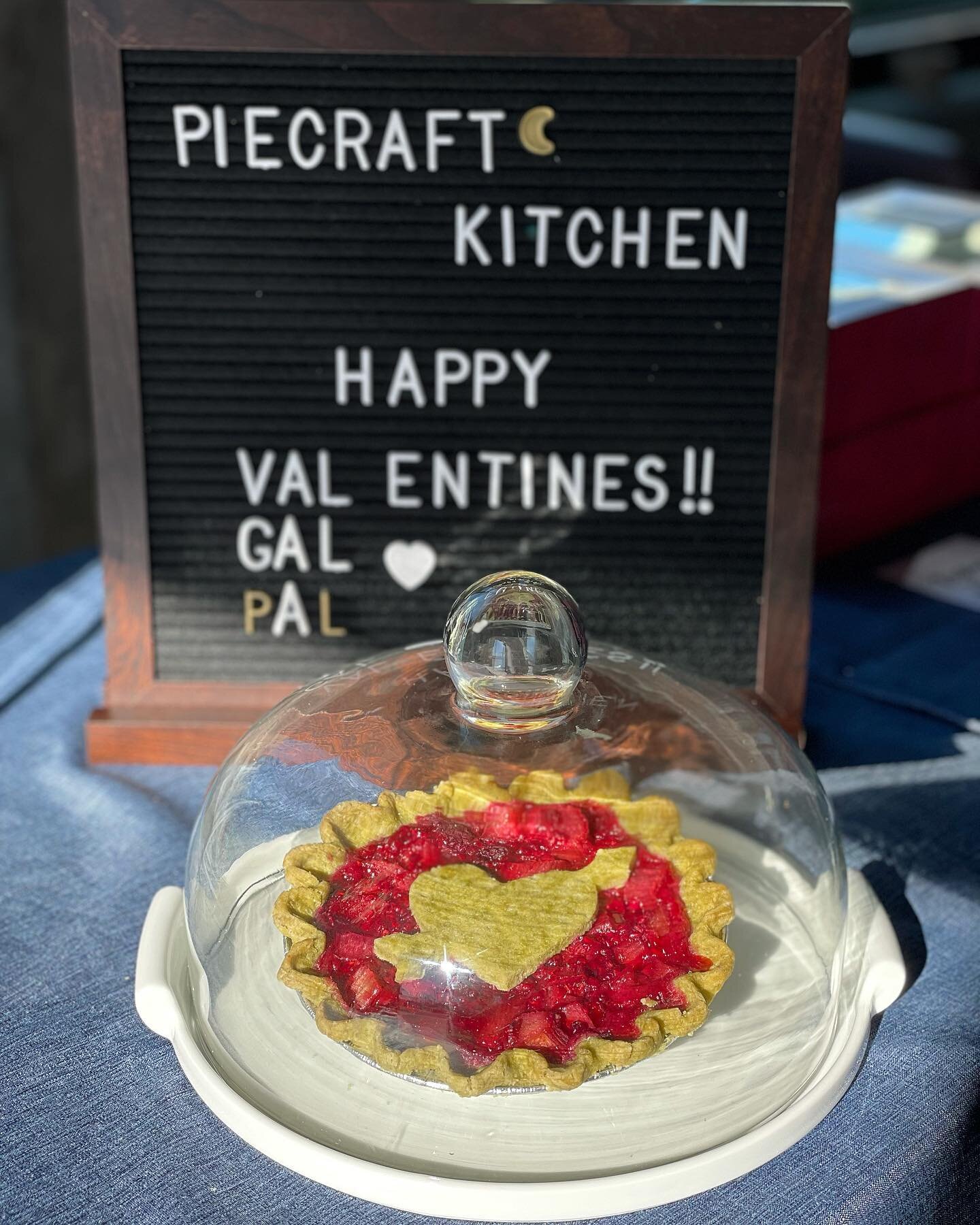 And we sold out! Thank you all SO much for your patronage and support this holiday! I can&rsquo;t wait to grow this business and bring you all the pies all the time! Happy Val/Gal/Pal-entines! ❤️