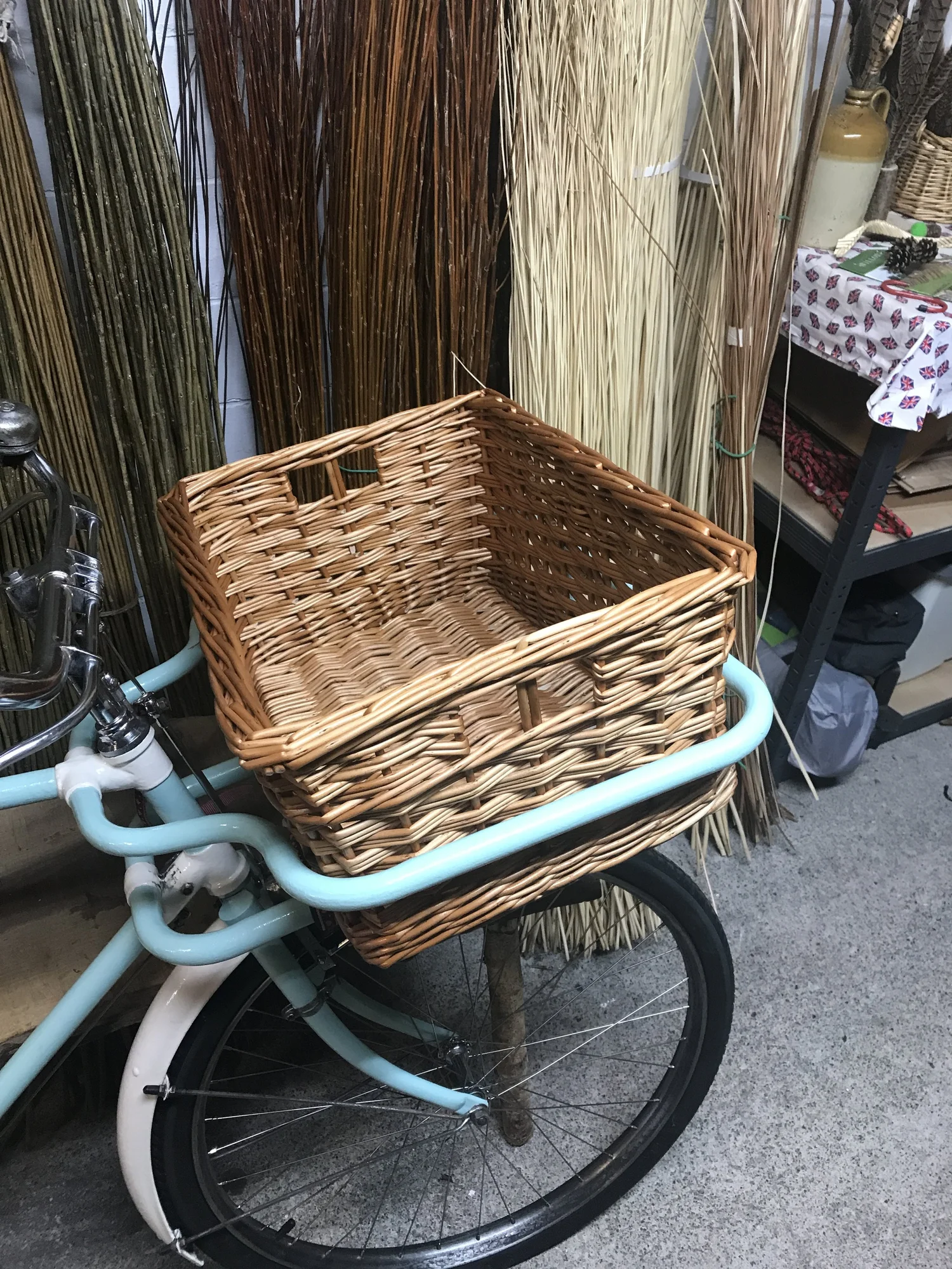 Butchers bike basket - made to order — Geoff Travers Basket maker