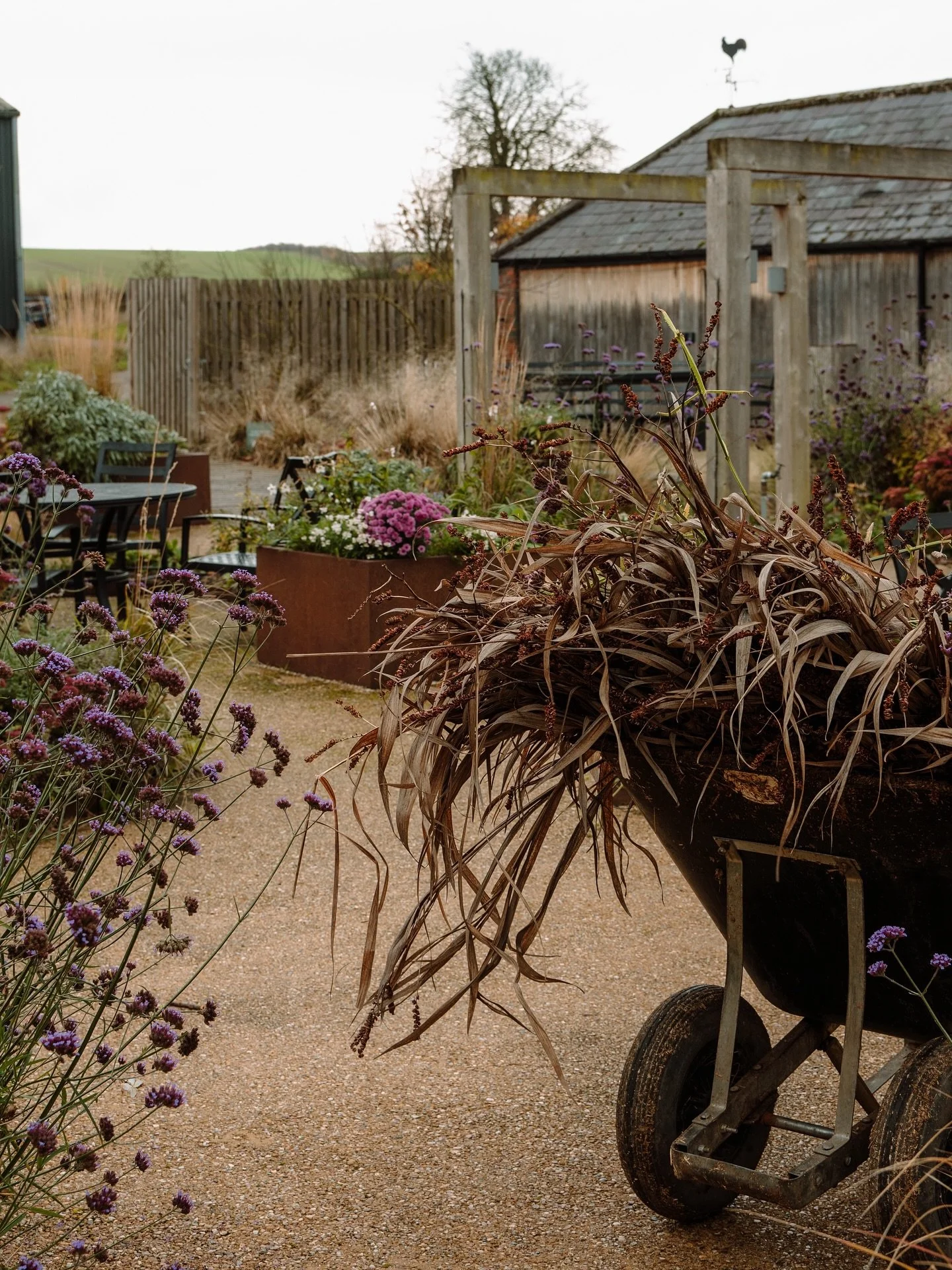 Another very special place coming to @fablefaine imminently. . This divine courtyard garden is just the start&hellip;

#shootlocation #photoshootlocation #filminglocation #workshoplocation #retreatlocation