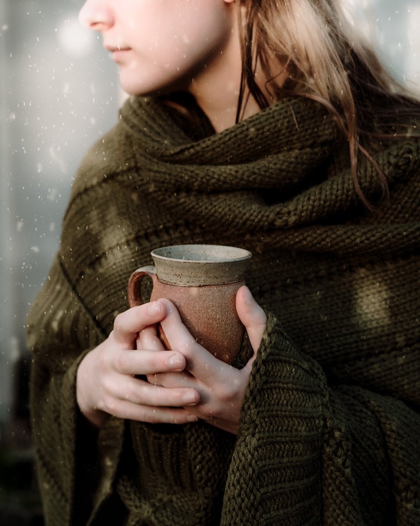 The weather has turned so it&rsquo;s only right to share a cosy snowy image today I feel!

#winteriscoming #cosyedit #brandphotographer #brandphotography