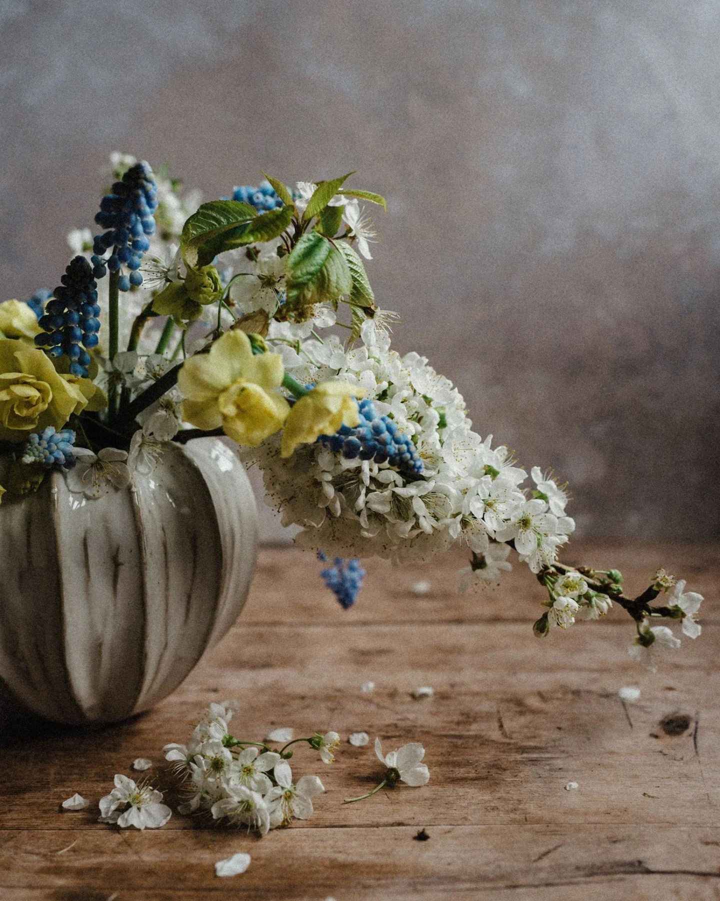 Revisiting some old work this week as I plan my new print shop. I used to do a lot of still lifes during Covid. I&rsquo;d forgotten what a beautiful escape it was and it&rsquo;s reminded me to make time for it again. 

With the help of @lauraelizabet