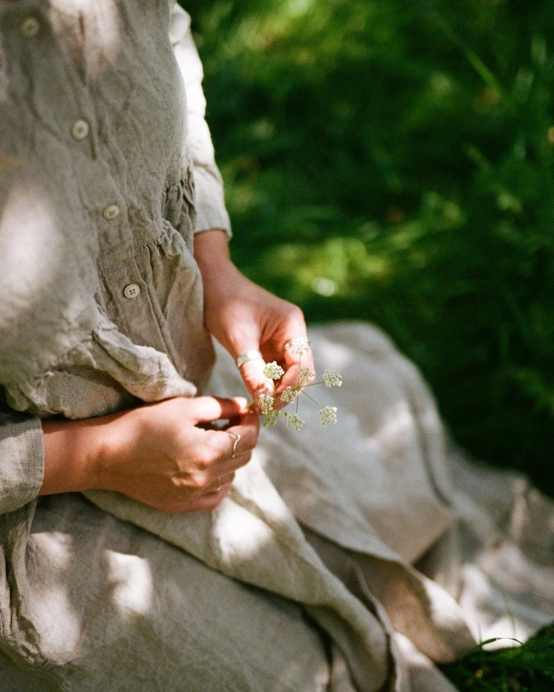 Film Friday..

Shot on Nikon F5 with Kodak Portra 400 last May.
Lab @analoguewonderland

#nikonfilmcamera #kodakportra #analoguefilm #filmfriday