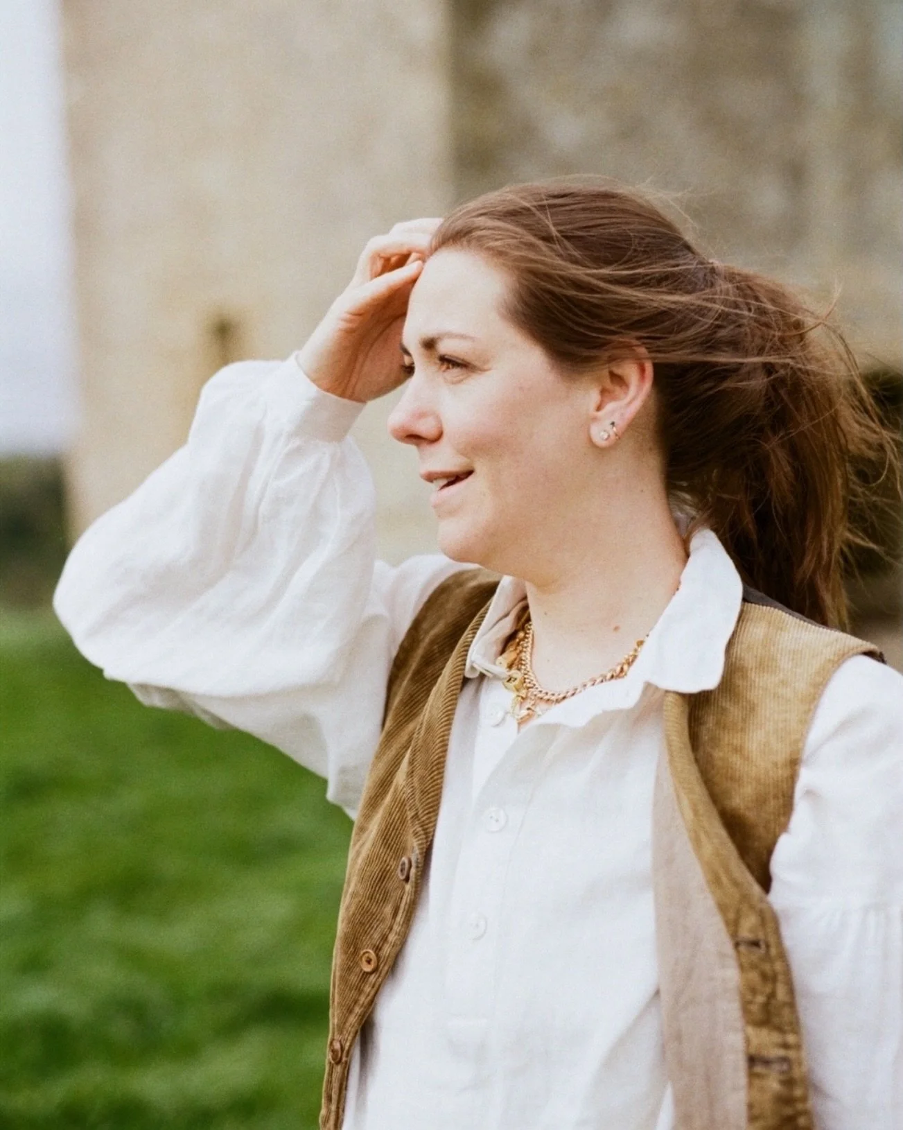 Film Friday.

The beautiful and very talented @clover_and_cornish_ 

Mix of #kodakgold200 and #kodakportra400 and #kodakportra800 on #nikonf5