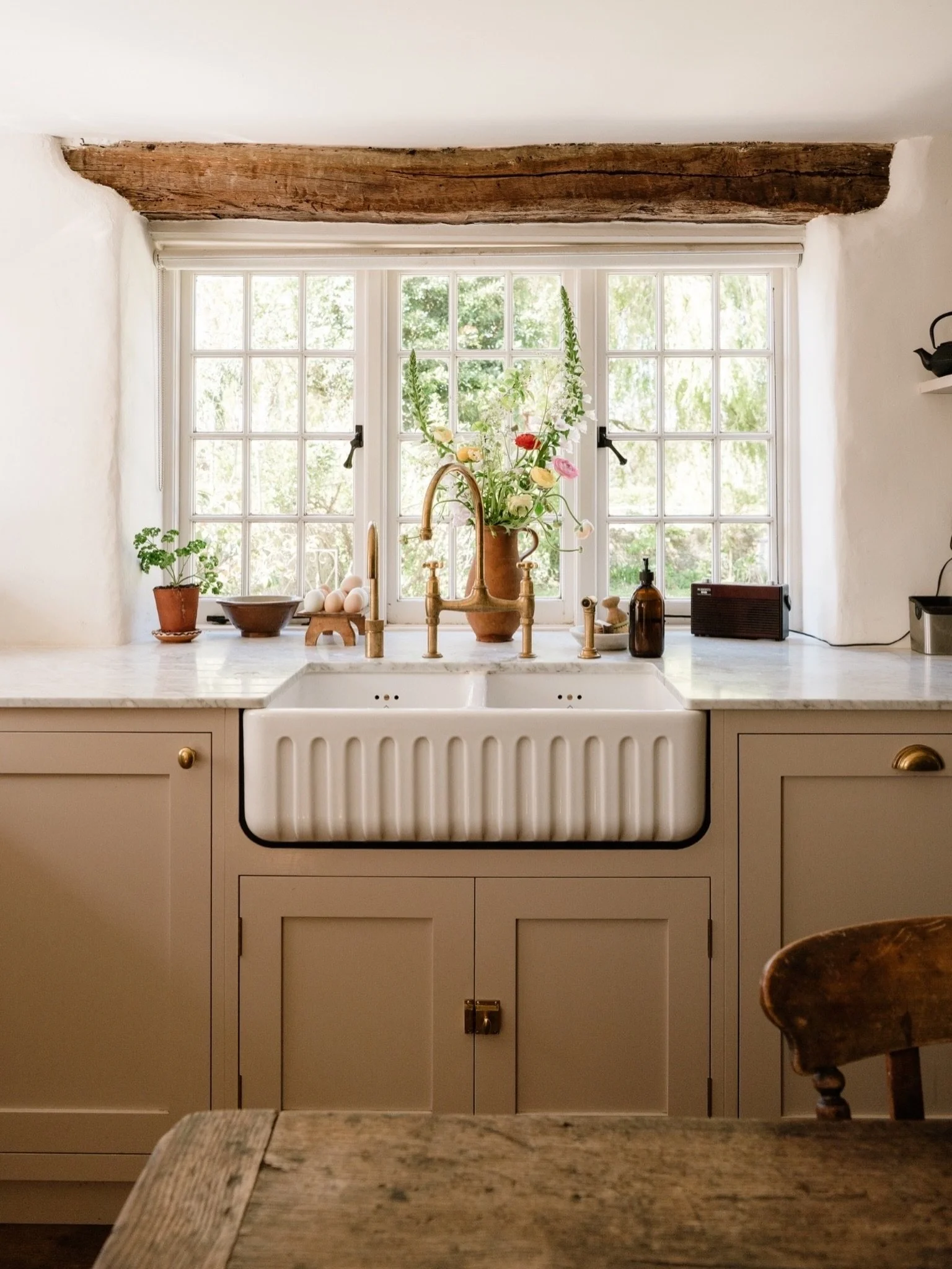 A very special new location coming to our @fablefaine ledger this week&hellip;

#shootlocation #photoshootlocation #farmhouseliving #countryliving