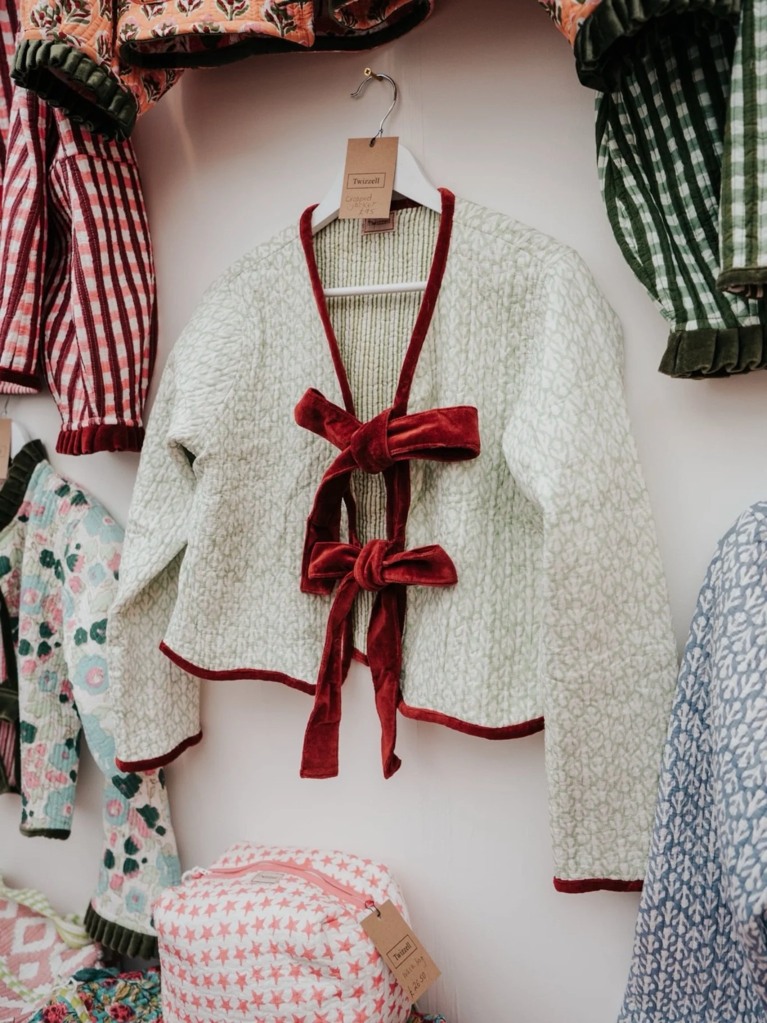 Lovely to meet the @twizzellengland team recently. I have a lot of love for their jackets!

#fashionphotography #fashionphotographer #brandphotographer