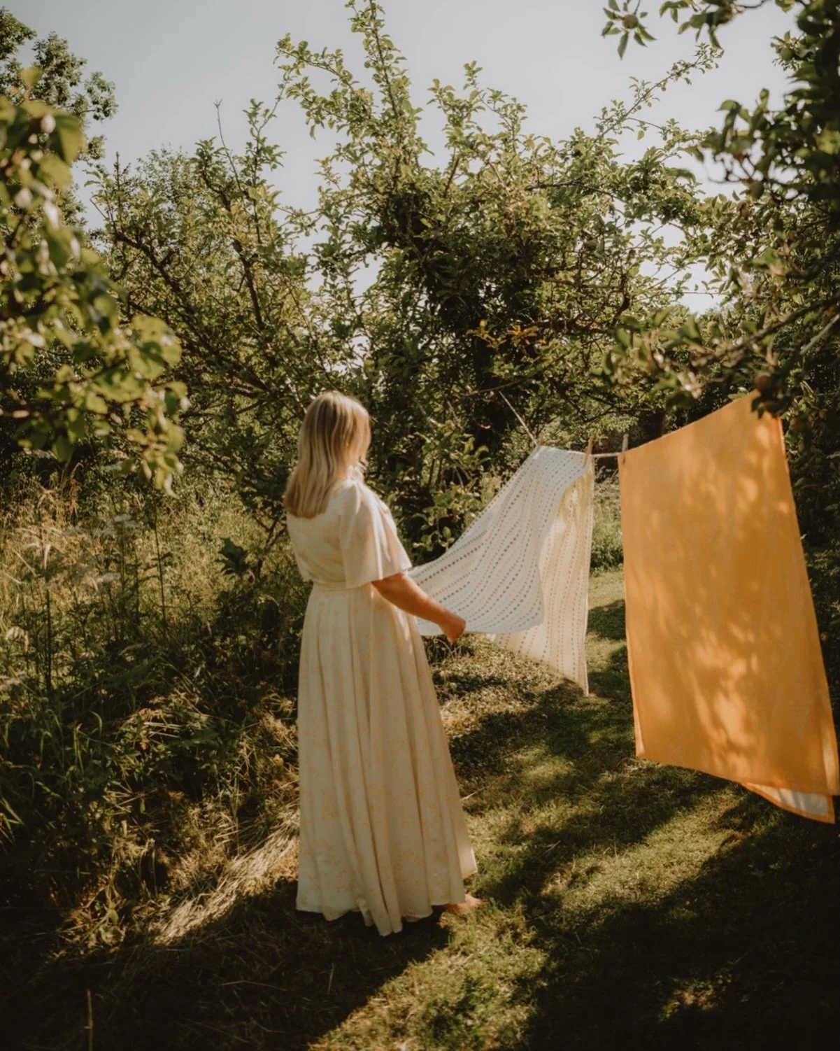 Summer days spent in the orchard.

Shot for the wonderful @megan_haigh_design 

#brandphotography #brandphotographer #collectionshoot