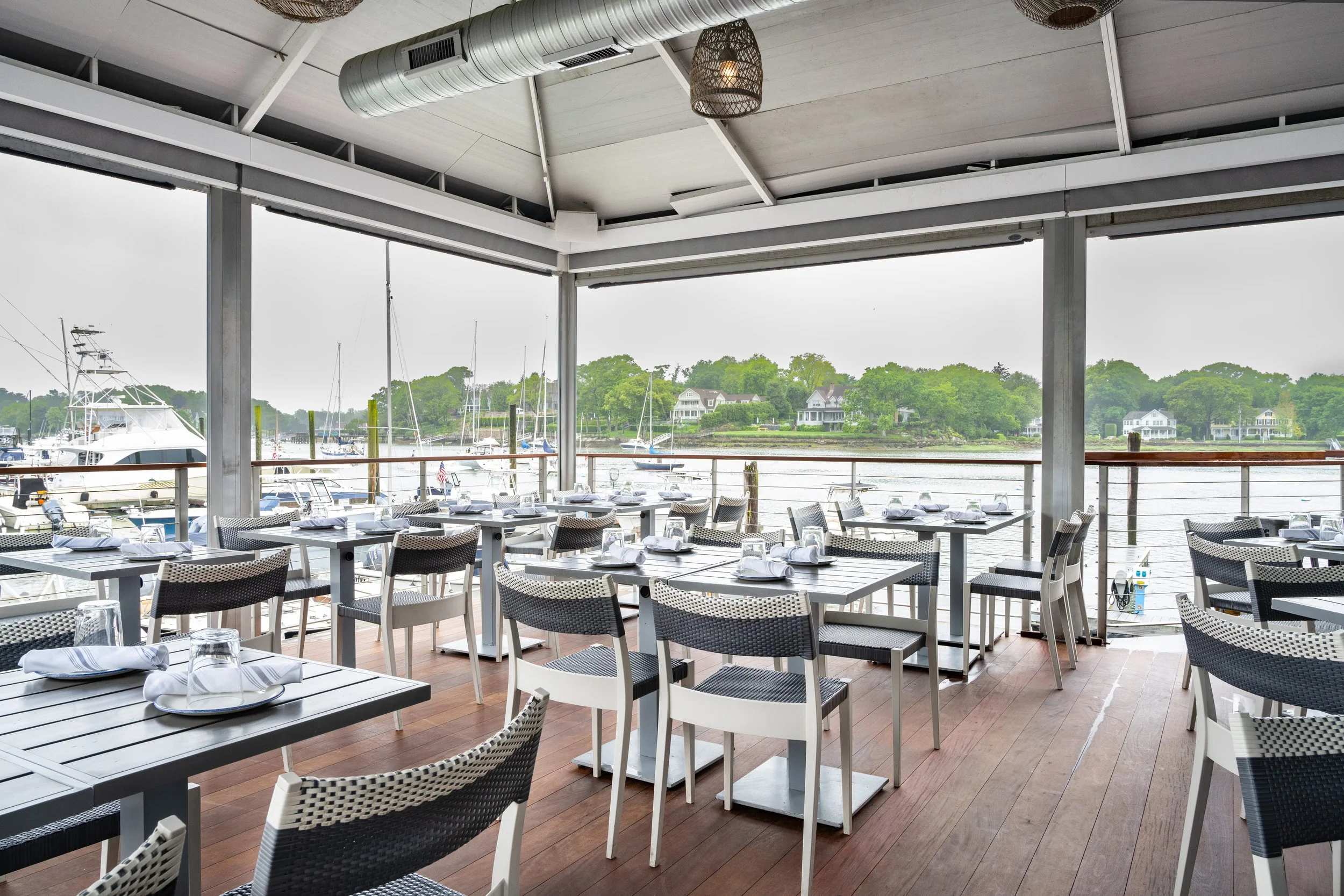 Rowayton_Seafood_Restaurant_48.jpg