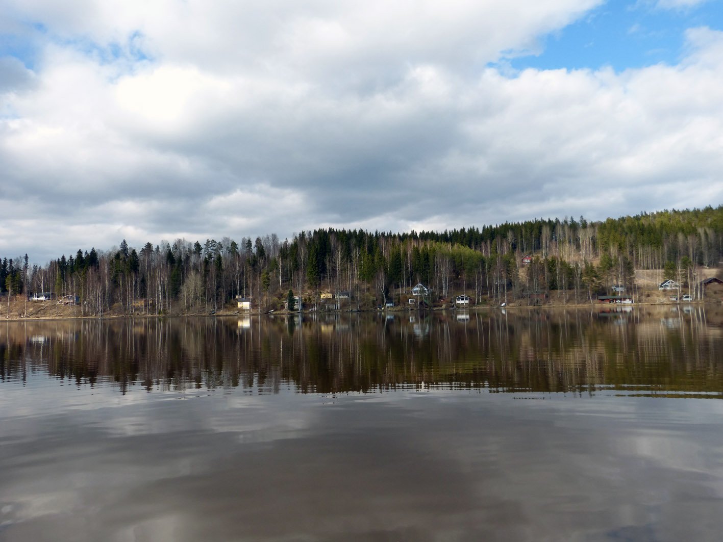 Lake-relfections-Finland.jpg