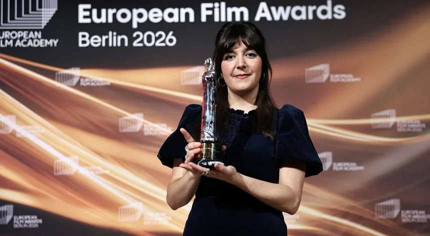 Laura Carreira wins The Discovery Award at the European Film Academy Awards 