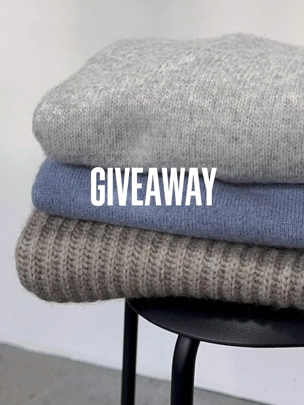 GIVEAWAY! Als Dankeschön für über 10k Follower verlosen wir je einen Damen- und einen Herren-Strickpullover eurer Wahl im Wert von bis zu 179€ 🥰
Um teilzunehmen
- Folge @drykorn_outlet_mg
- Like diesen Beitrag
- Markiere in den