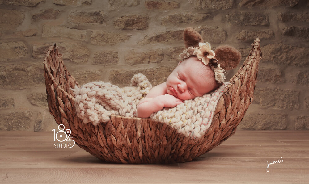 At Studio1825 we have a range of props, backdrops and blankets for your newborn photos. Have a chat with us and see what suits your families style and we'll make sure we have it all ready for when you arrive for your baby's photoshoot with us, right