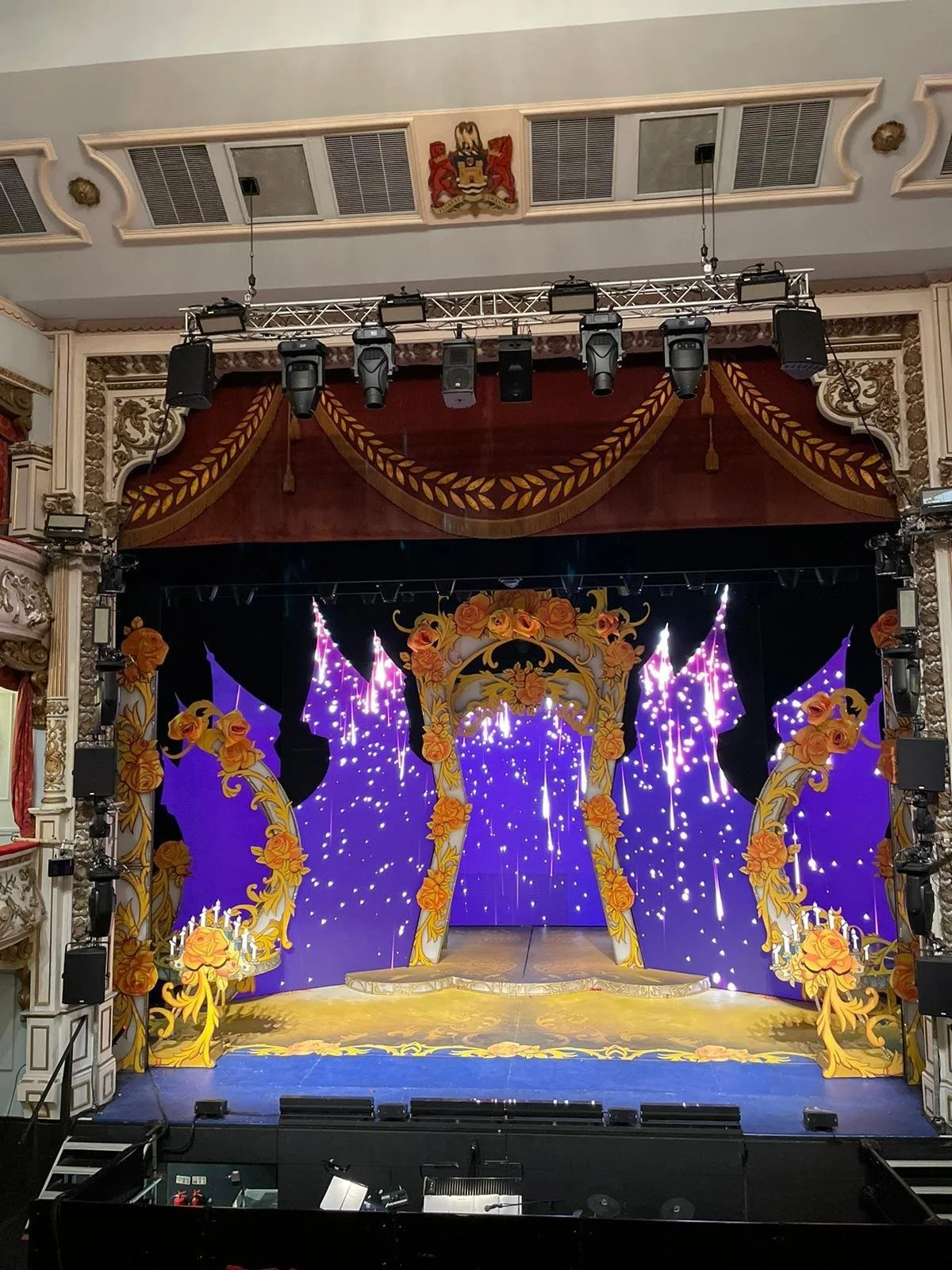 pantomime, musicals, set build, construction, LED, 3d construction