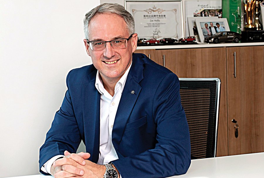 Zac Hollis | Pioneered at Skoda in India