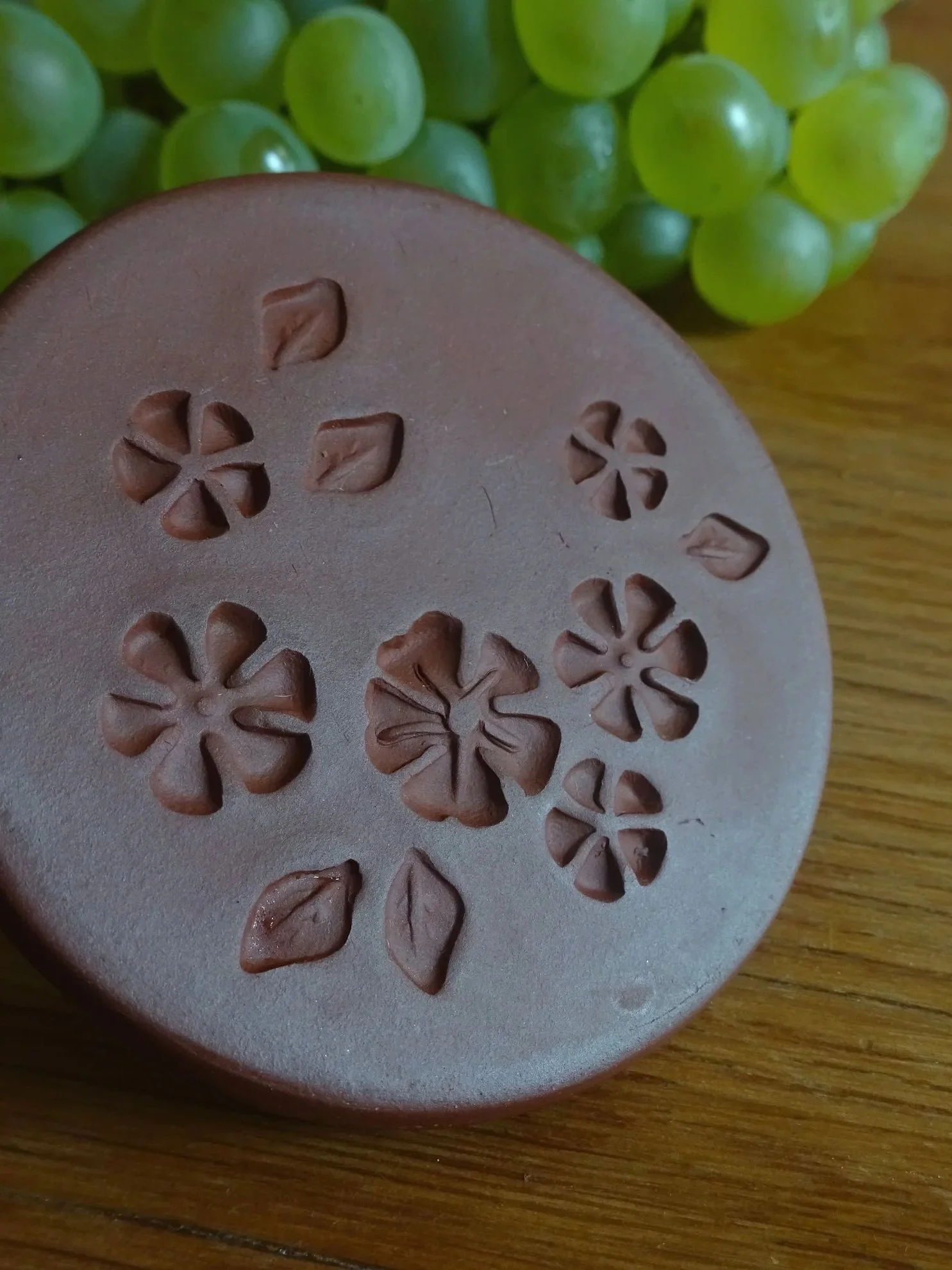 tampon-gateau-fleur-gourmandise-patisserie-ceramique-cuisine.jpg