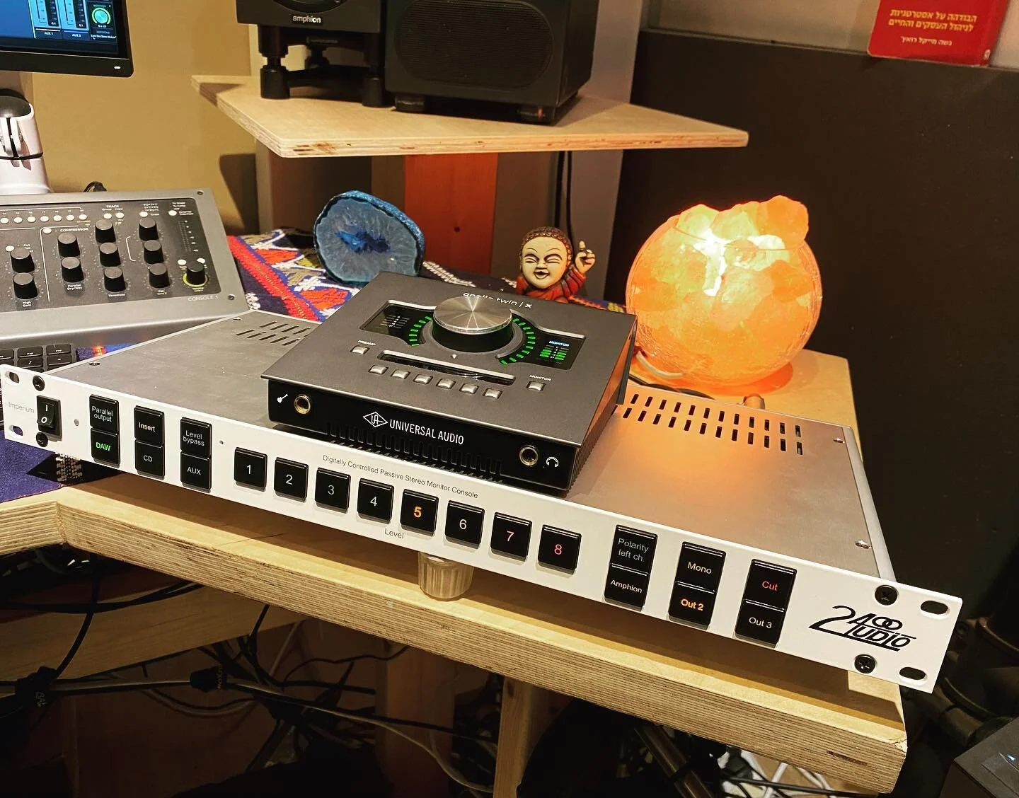 New monitor control to the studio. For accurate listening environment. #mastering #masteringequipment #monitorcontrol #2400audioimperium #mixing #mixingengineer #uad