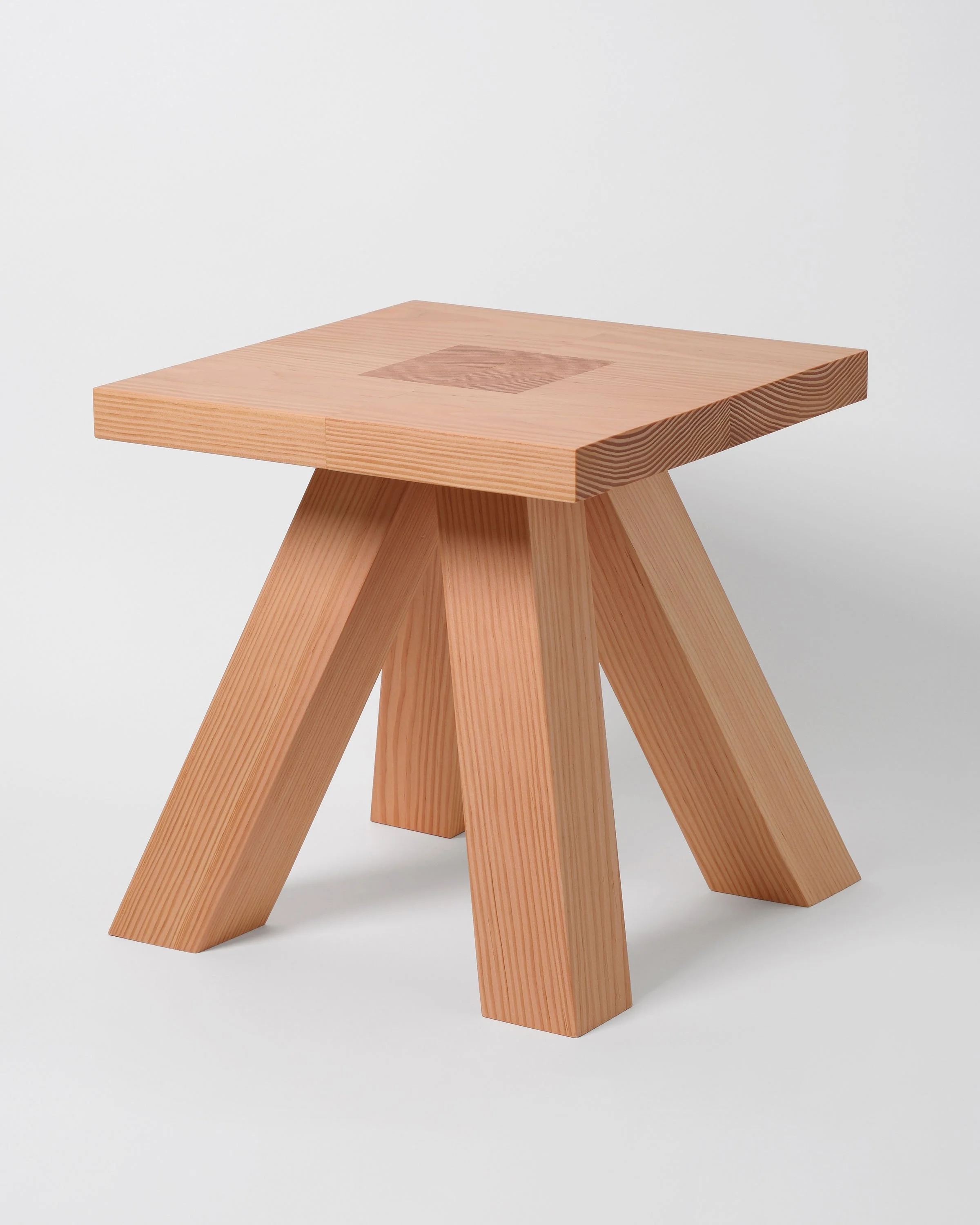 Carré Stool by Akasaki & Vanhuyse