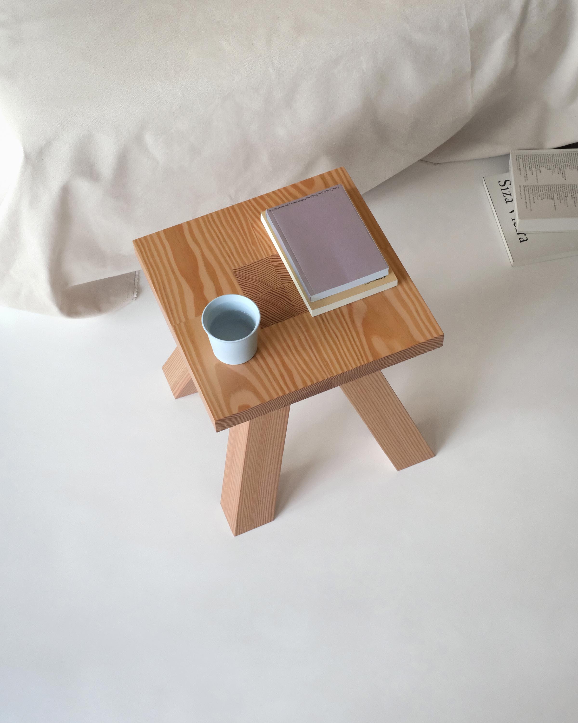 Carré Stool by Akasaki & Vanhuyse