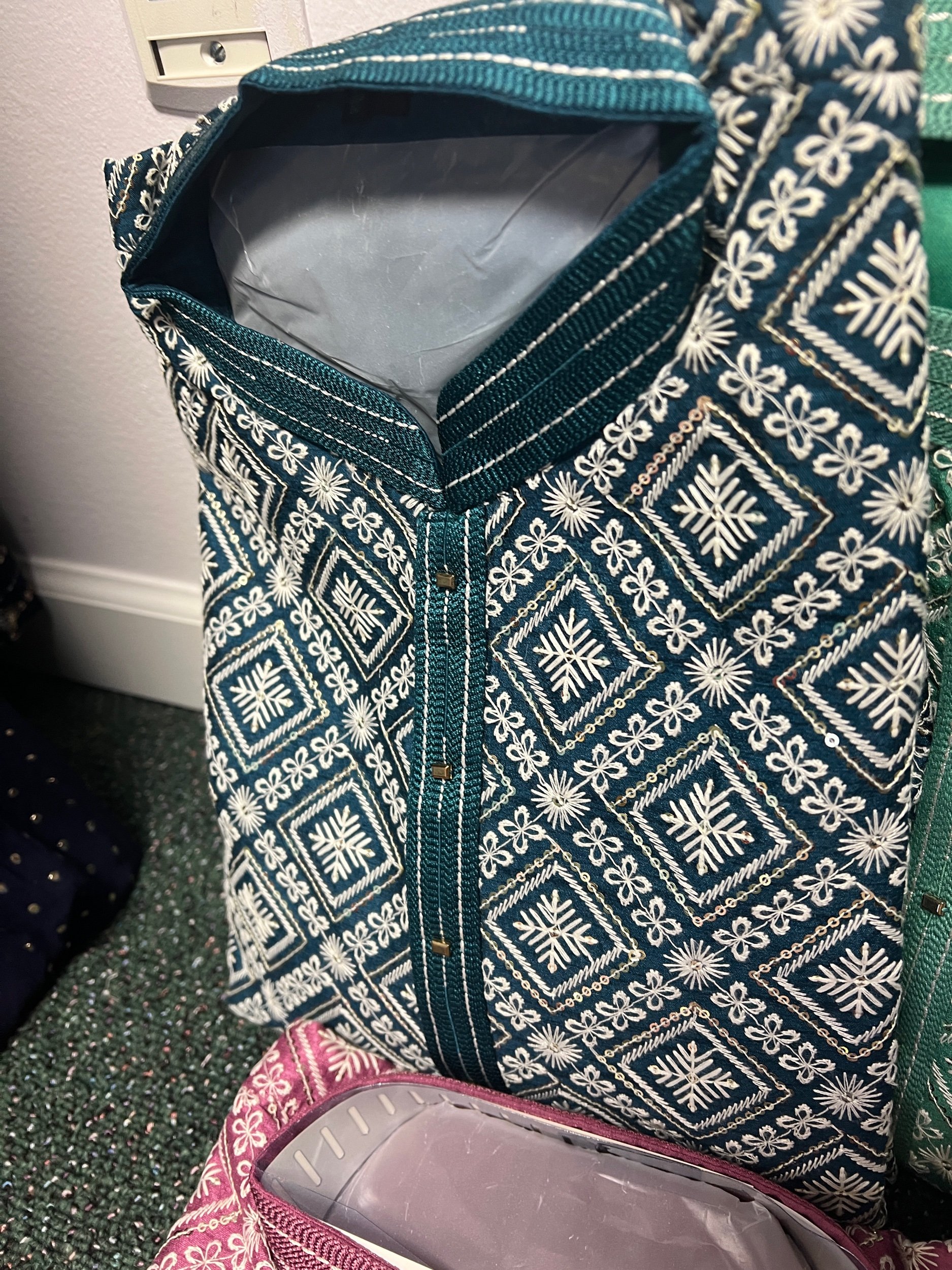 Arne Lucknowi Kurta Pajama