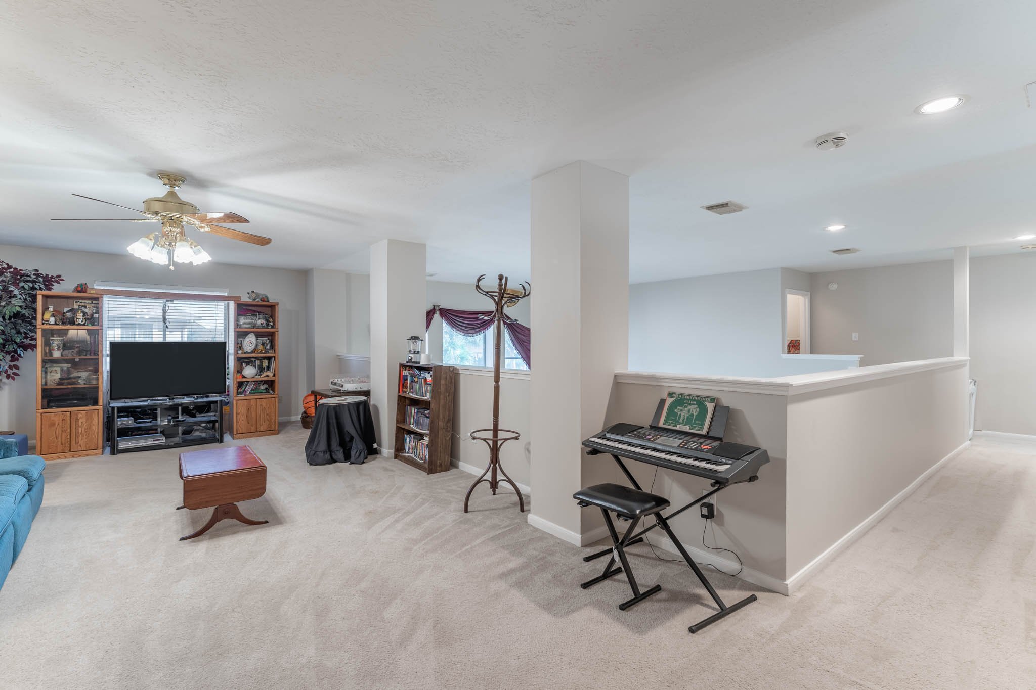 1205 Cambridge Court_031.jpg