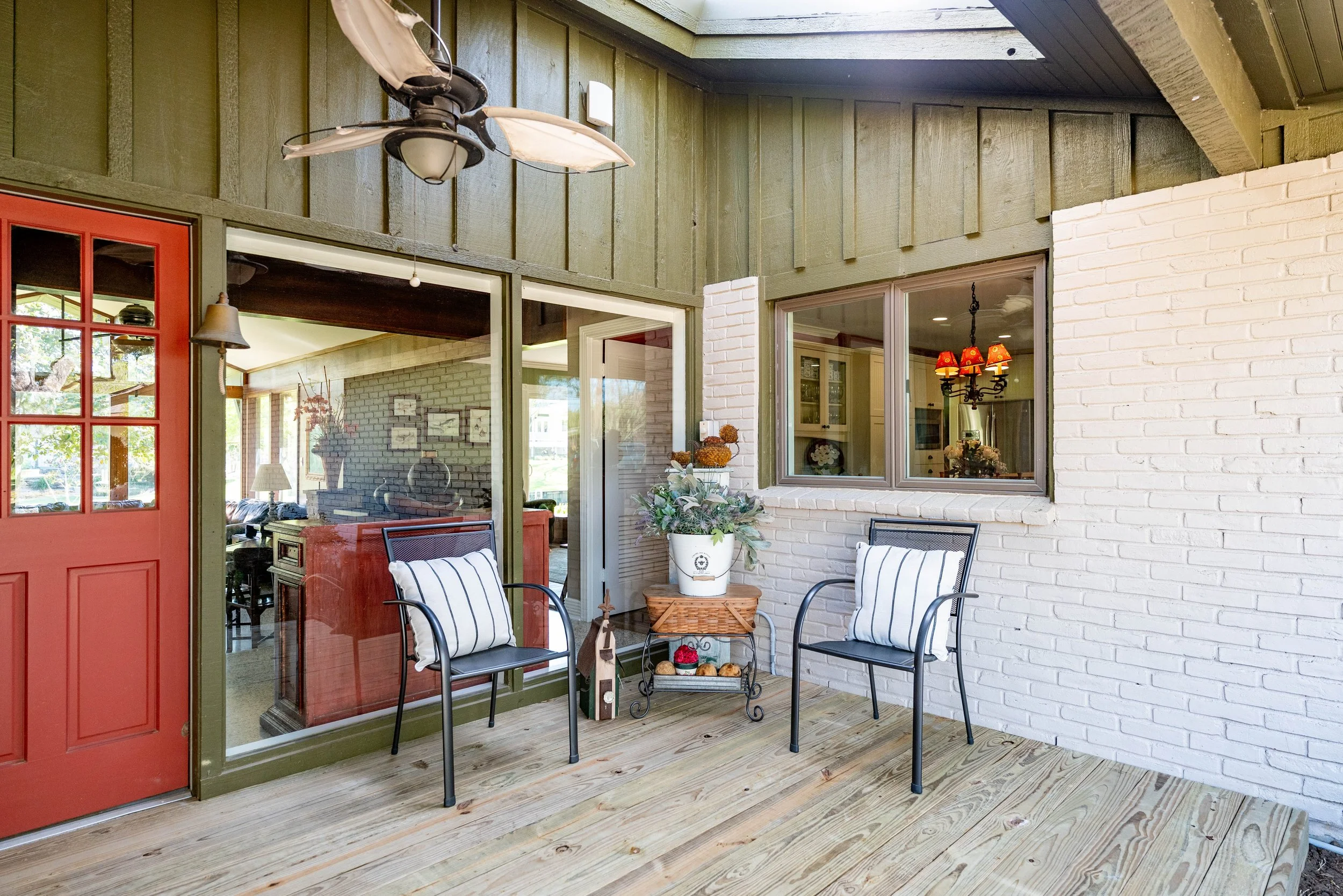 135 Woodhaven_006.jpg