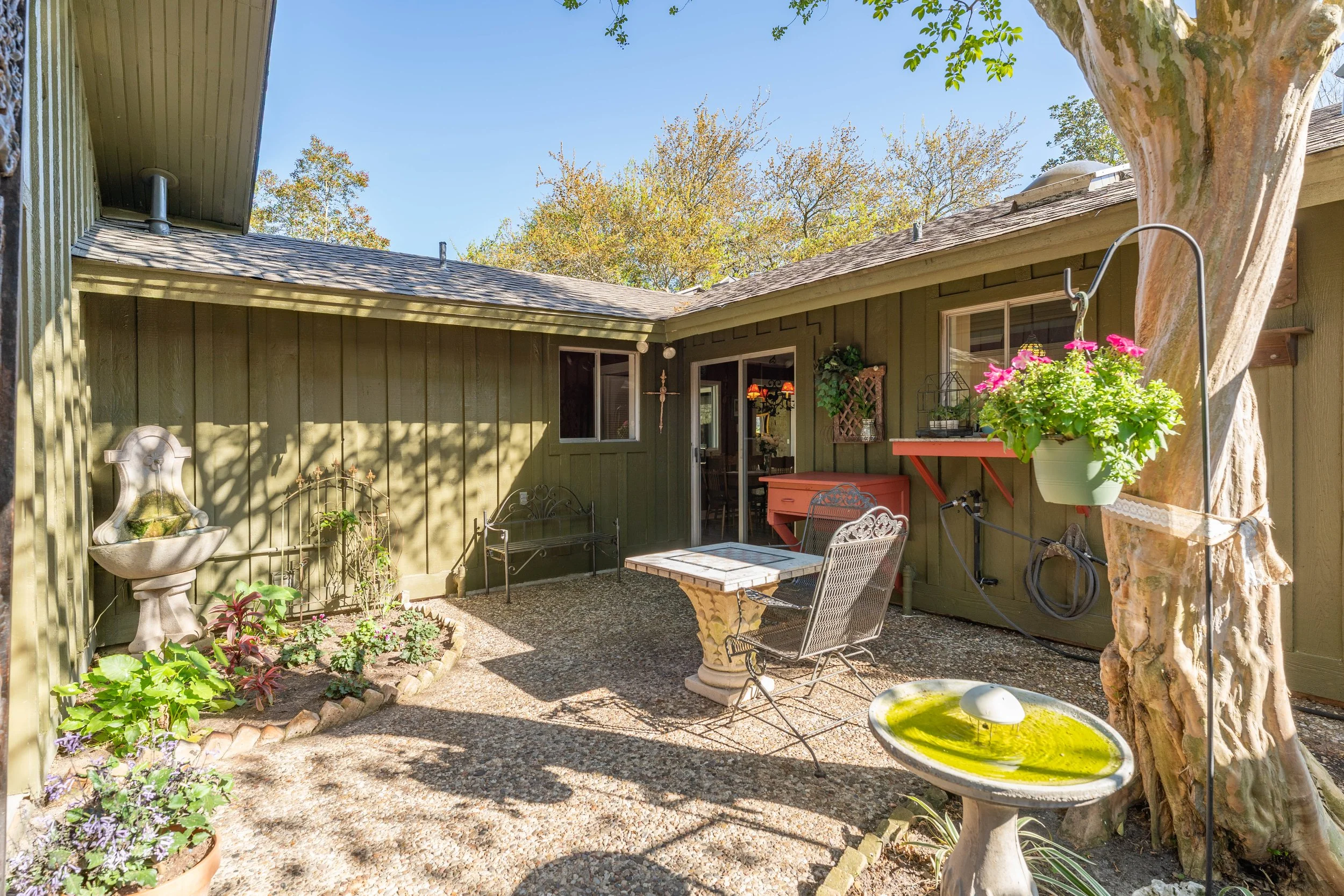 135 Woodhaven_008.jpg