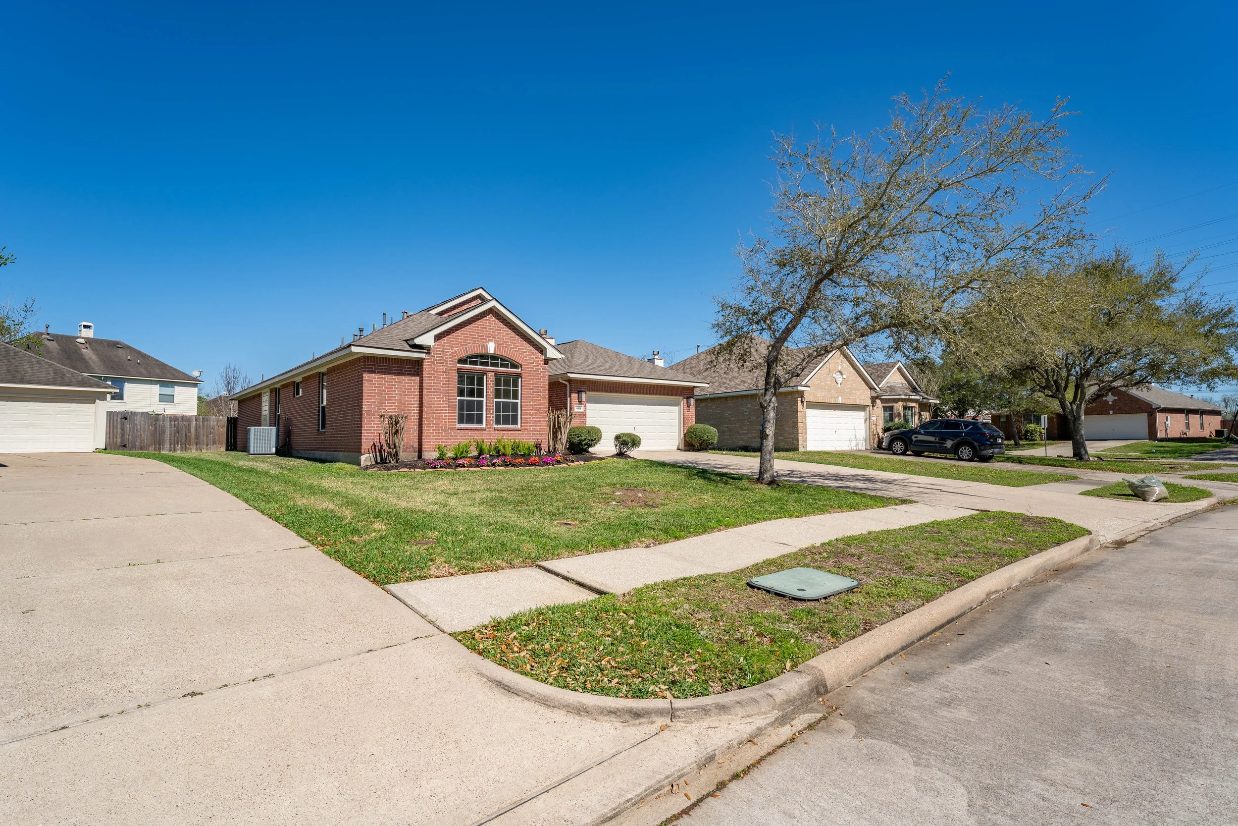 4414 Cannonsburg_001.jpg